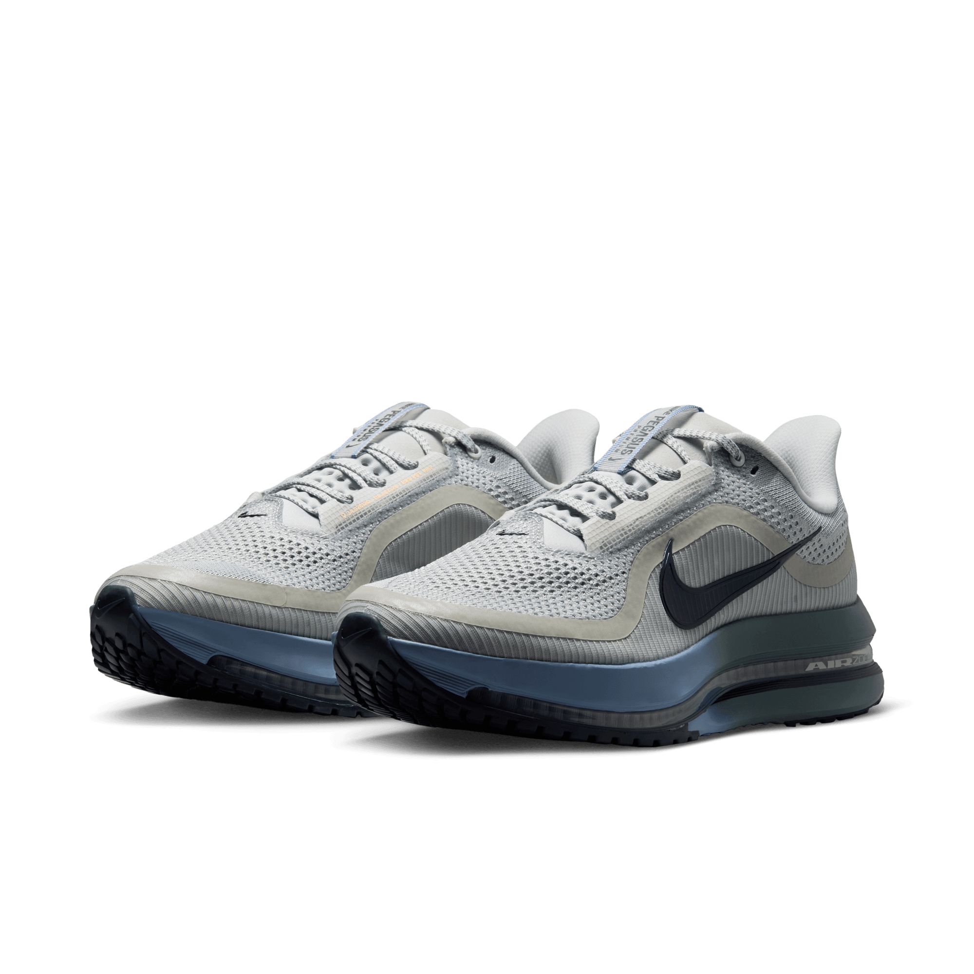 Nike Men's Pegasus Premium Running Shoes