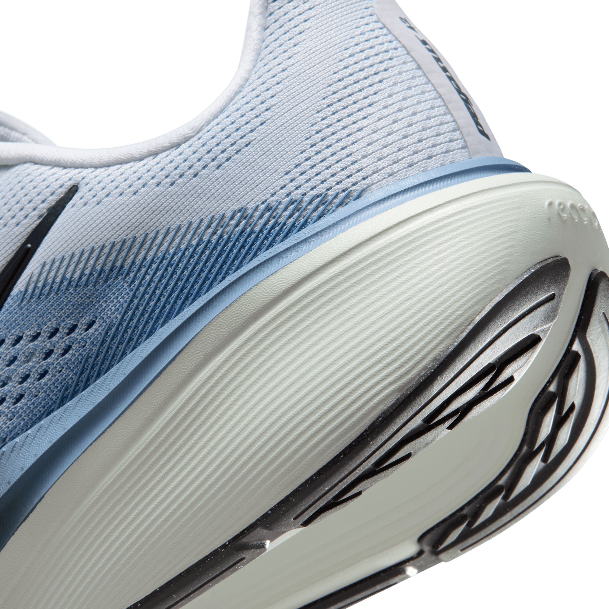 Nike Men's Air Zoom Pegasus 42 Running Shoes
