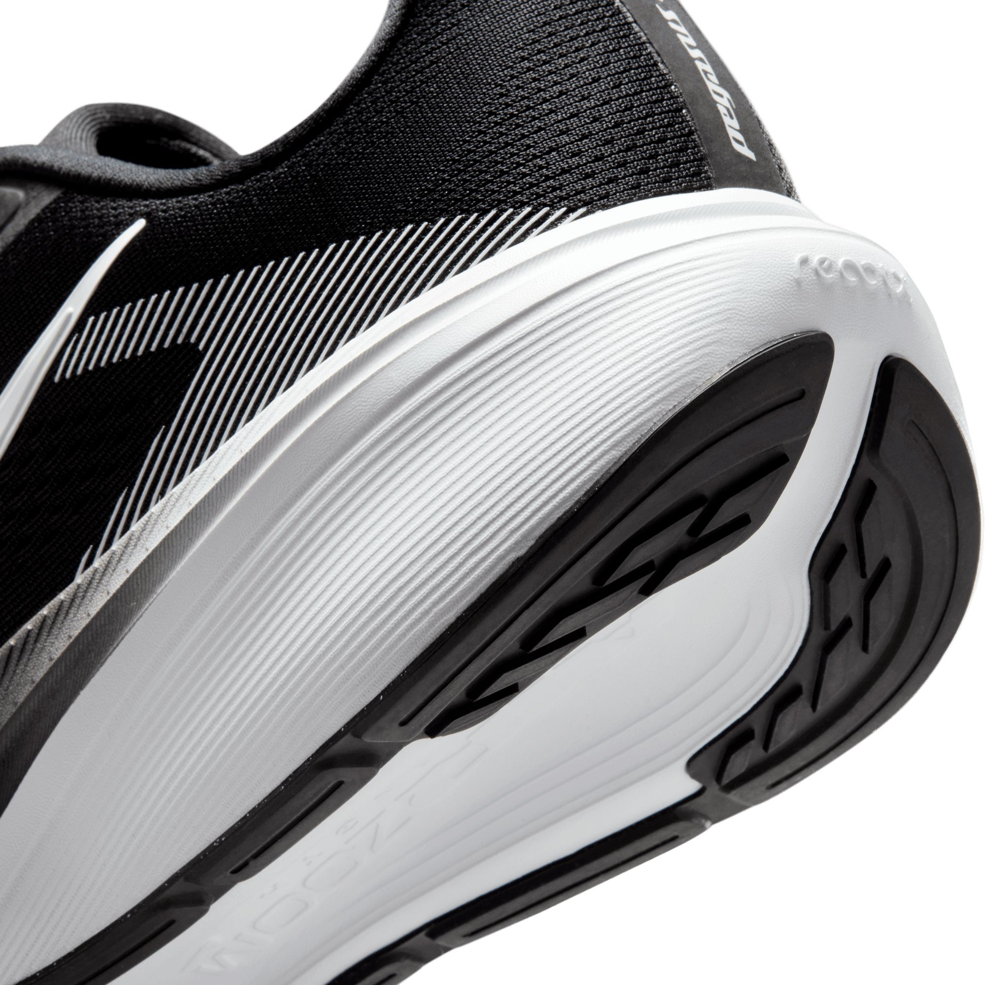 Nike Men's Air Zoom Pegasus 42 Wide Fit Running Shoes