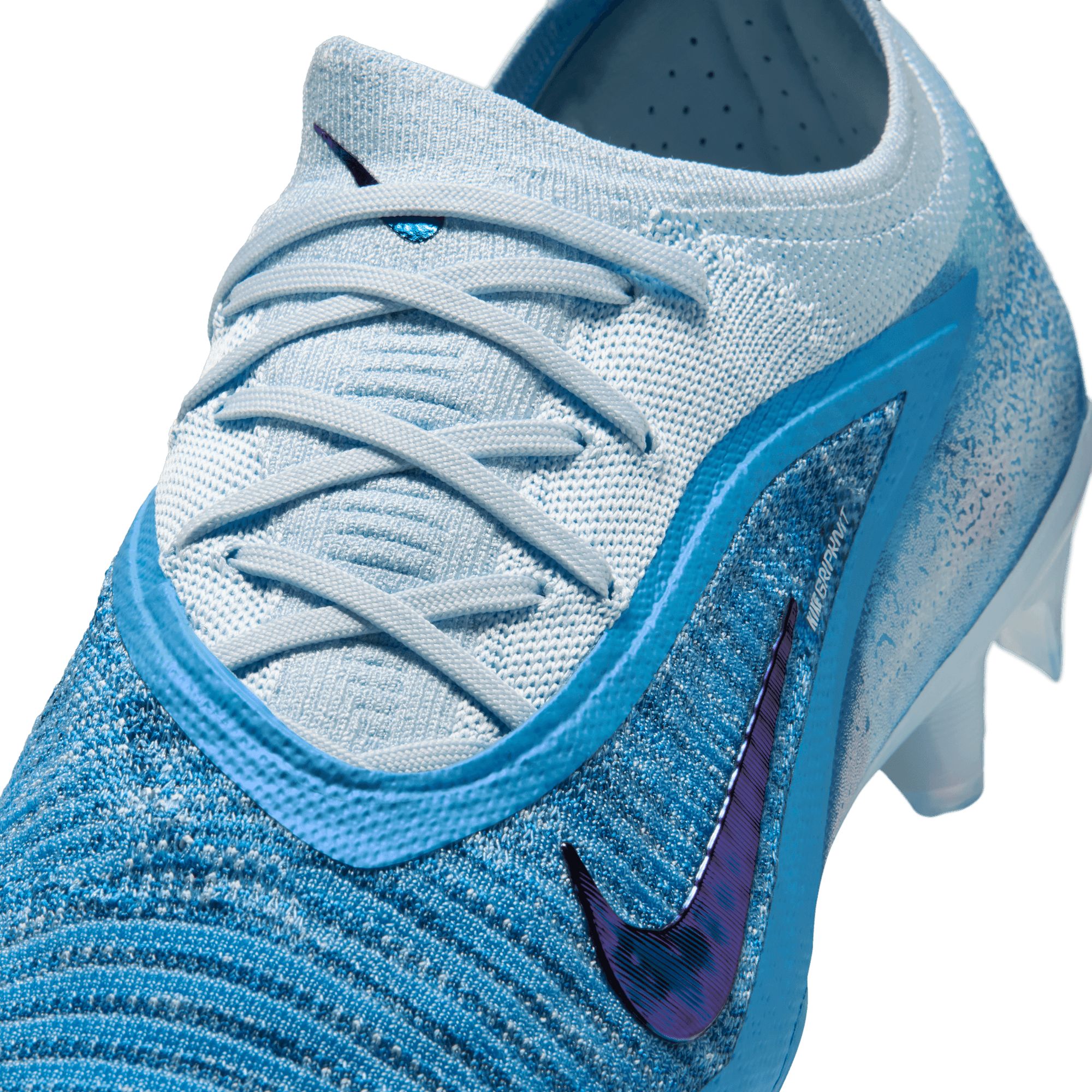 Nike Men’s Phantom 6 Low Elite Firm Ground Soccer Cleats for Natural Grass