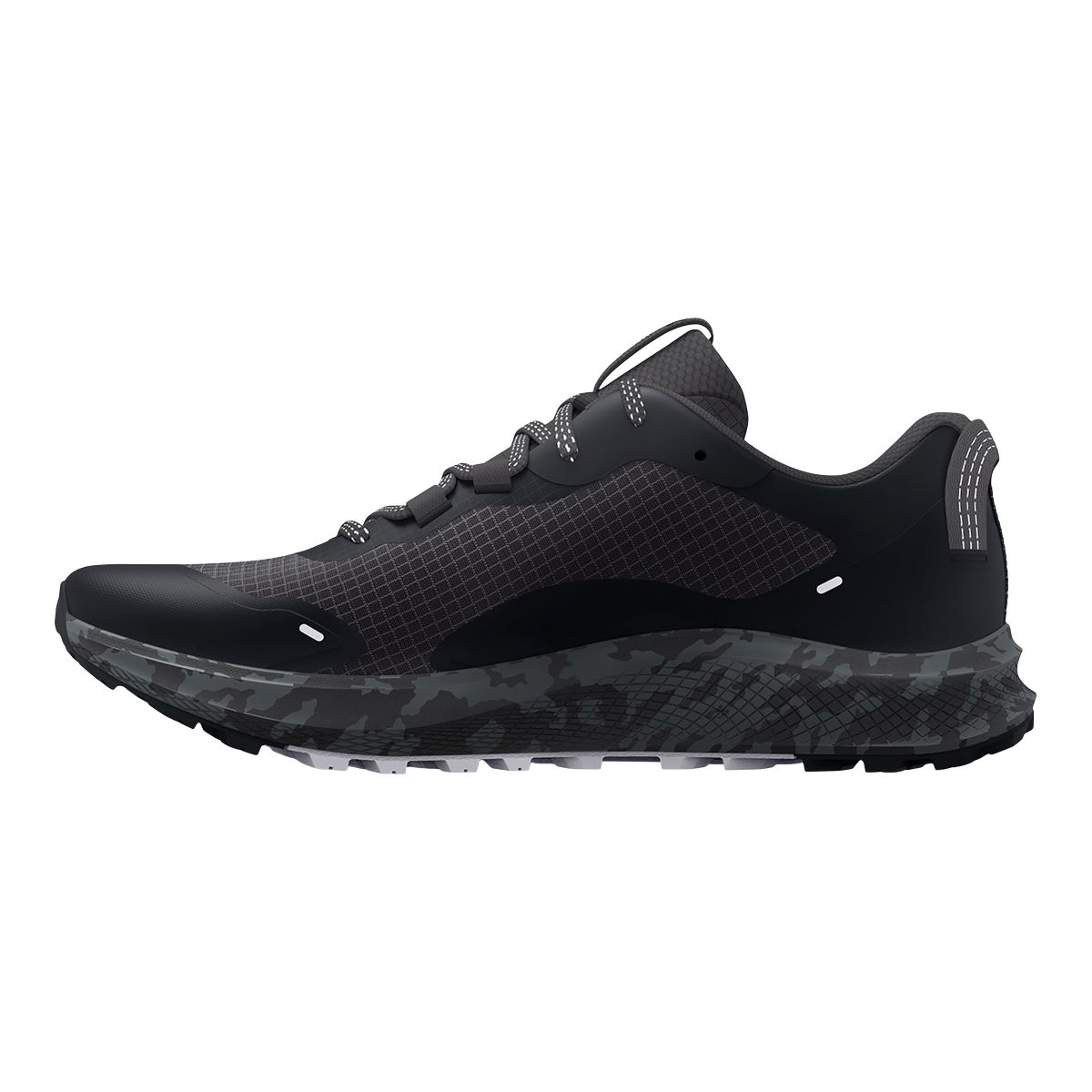 Under armour shop non slip shoes