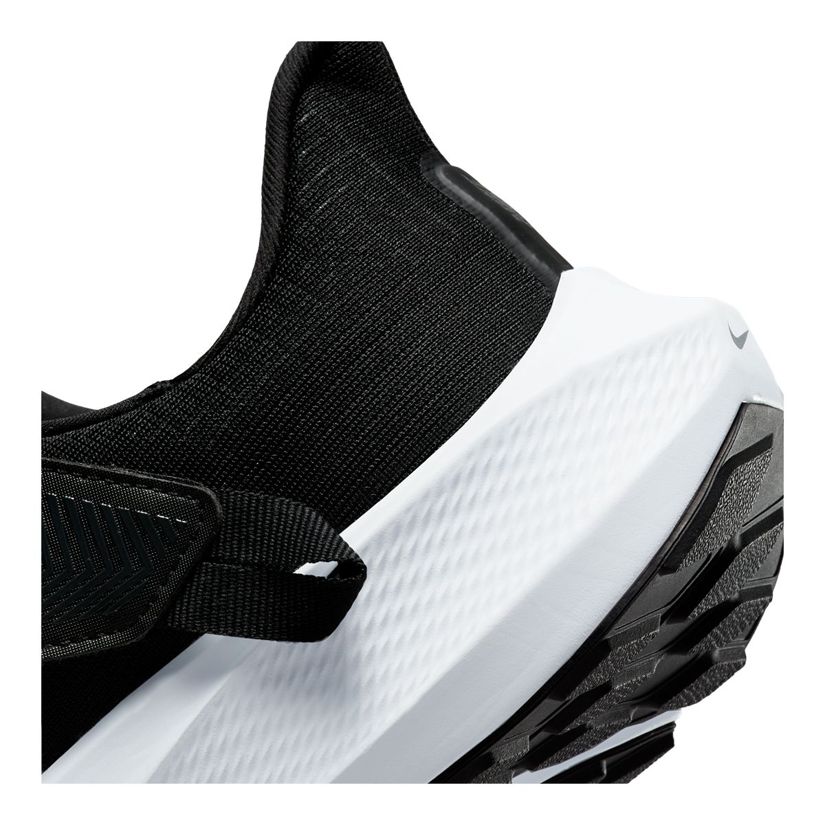 Nike Women's Air Zoom Pegasus Flyease Running Shoes