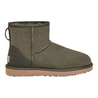 UGG Women's Classic II Winter Boots, Slip On, Insulated, Non Slip, Lightweight Side_Right