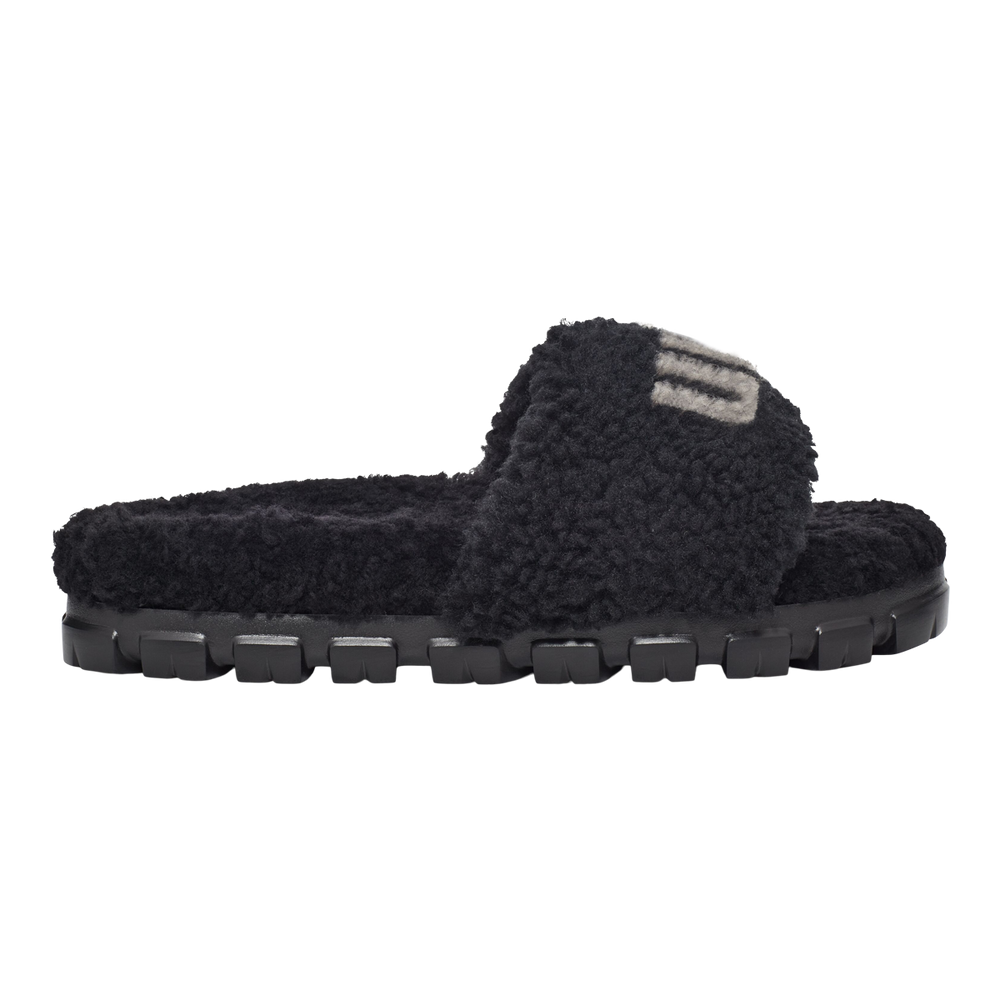 Ugg top graphic slide