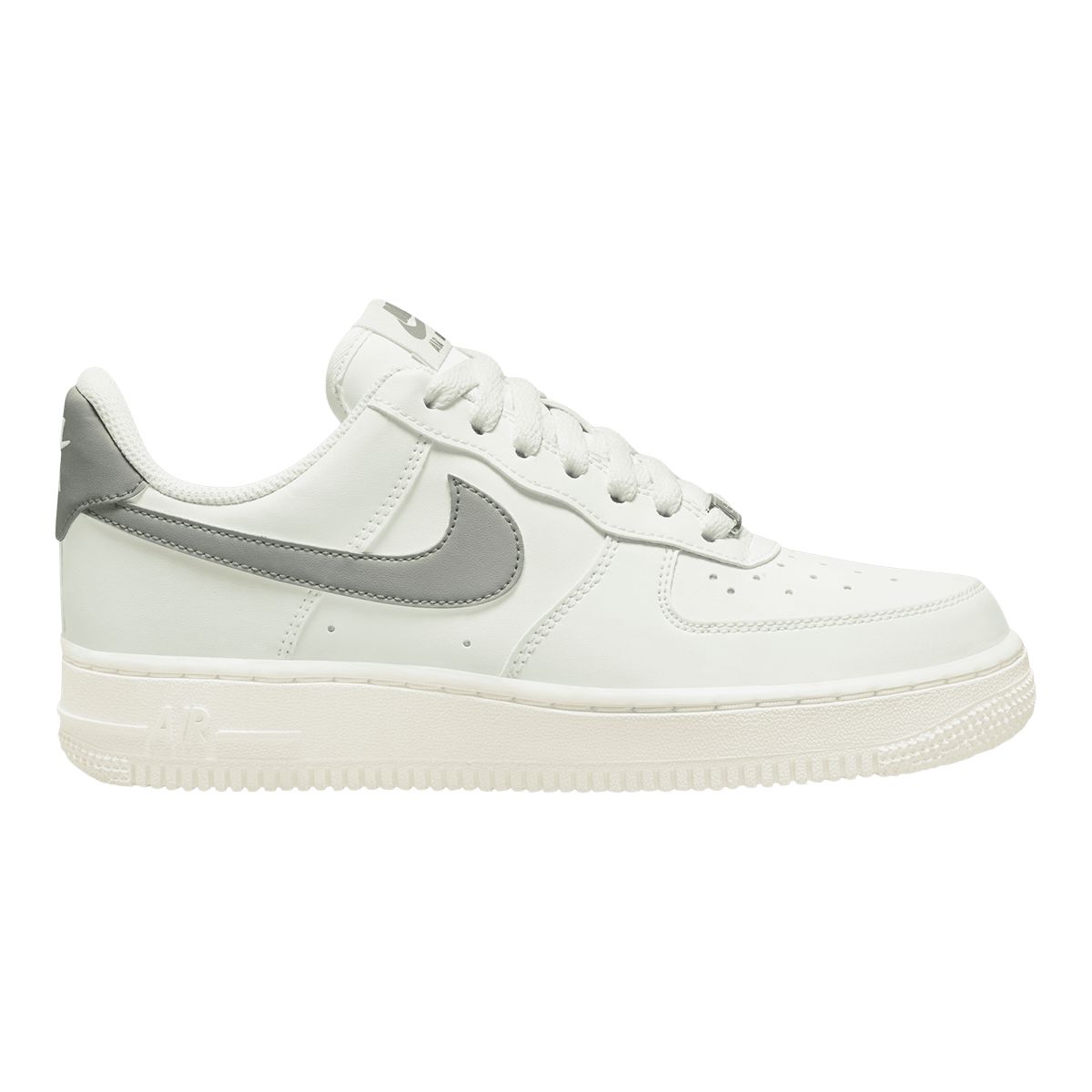 Nike Women's Air Force 1 Next Nature Shoes