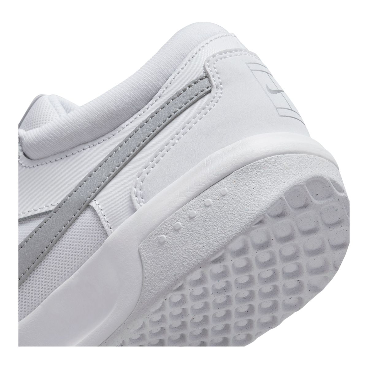 Nike Women's Zoom Court Lite 3 Tennis Shoes