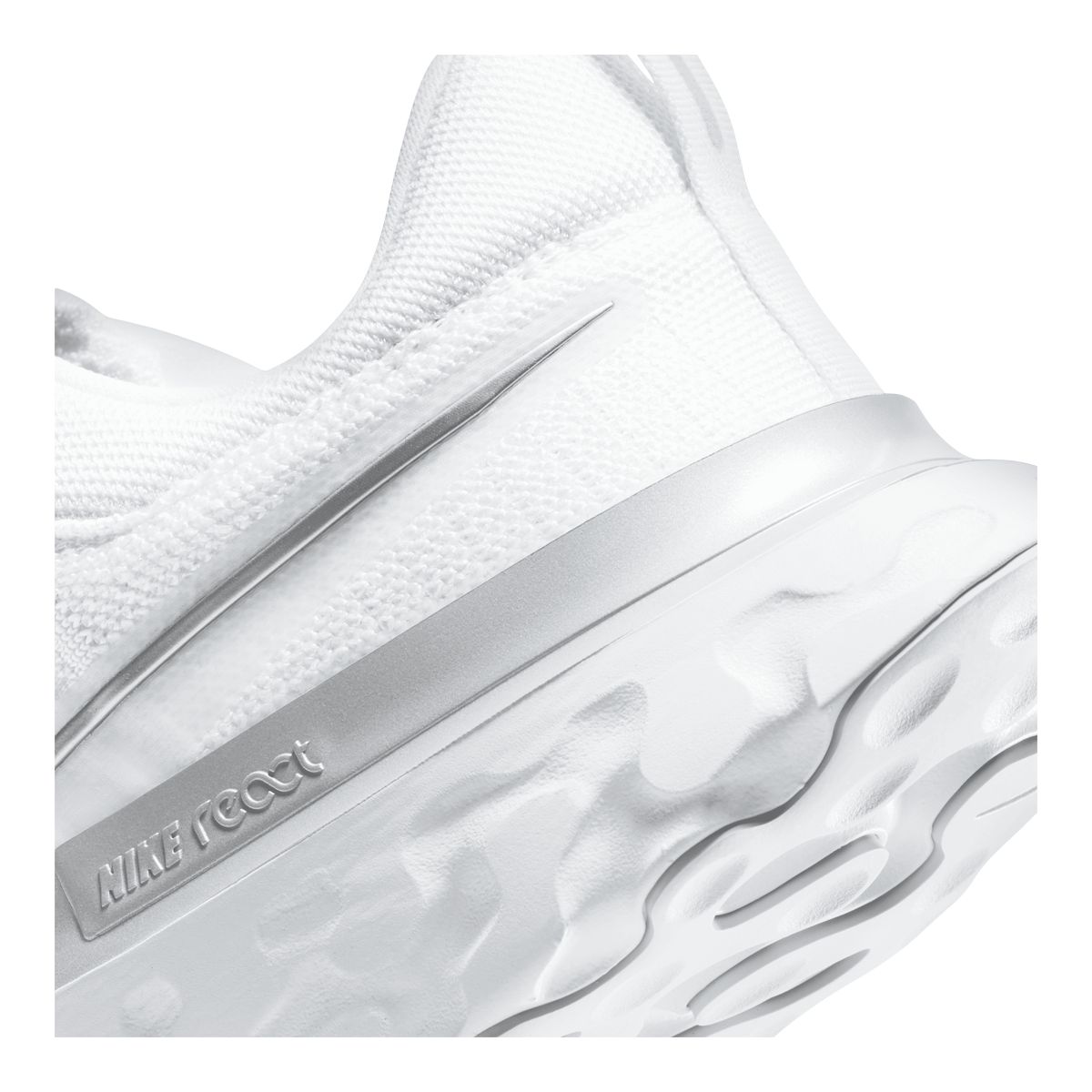 Nike Women's React Infinity Run Flyknit 2 Running Shoes