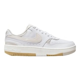 Nike Women's Gamma Force Shoes Side_Right