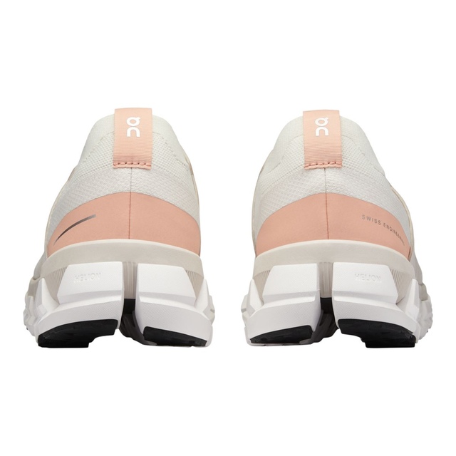 on cloudswift women's shark shadow