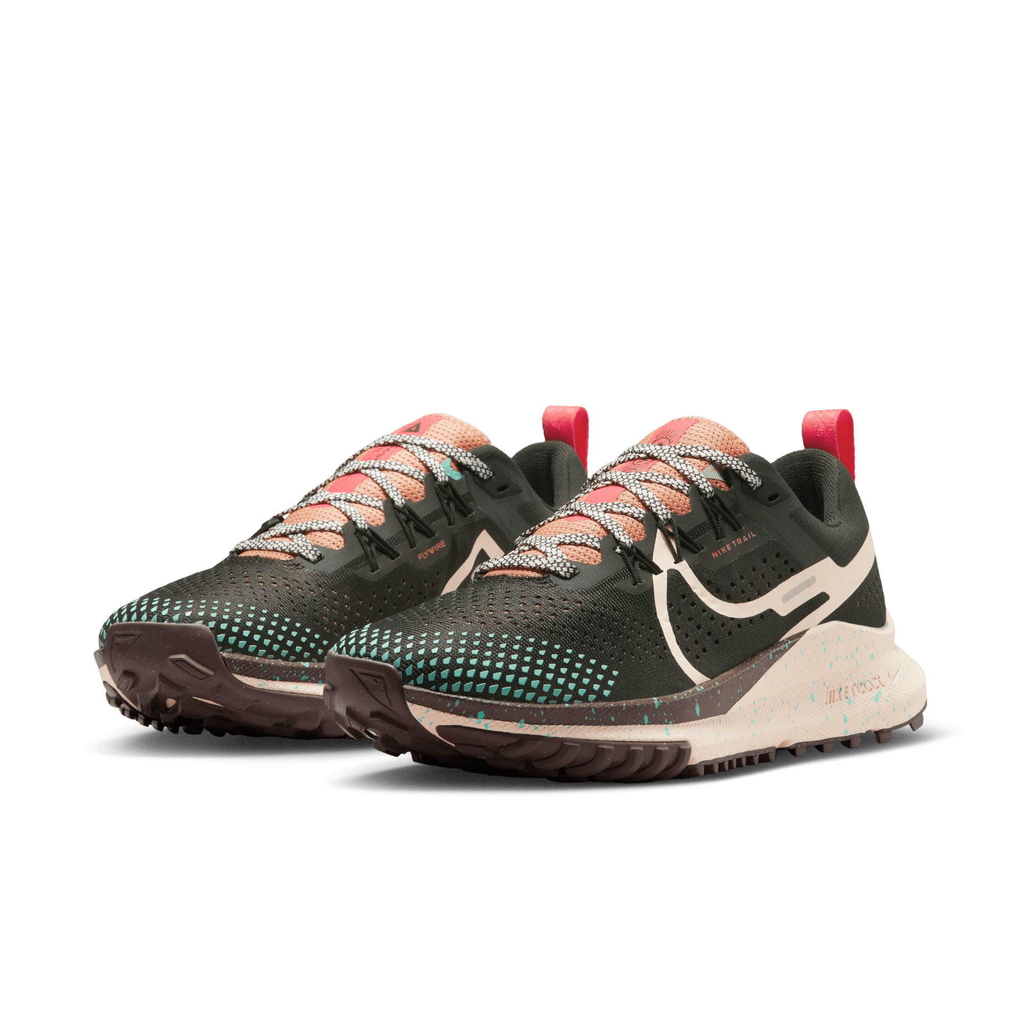Nike Women's React Pegasus Trail 4 shoes
