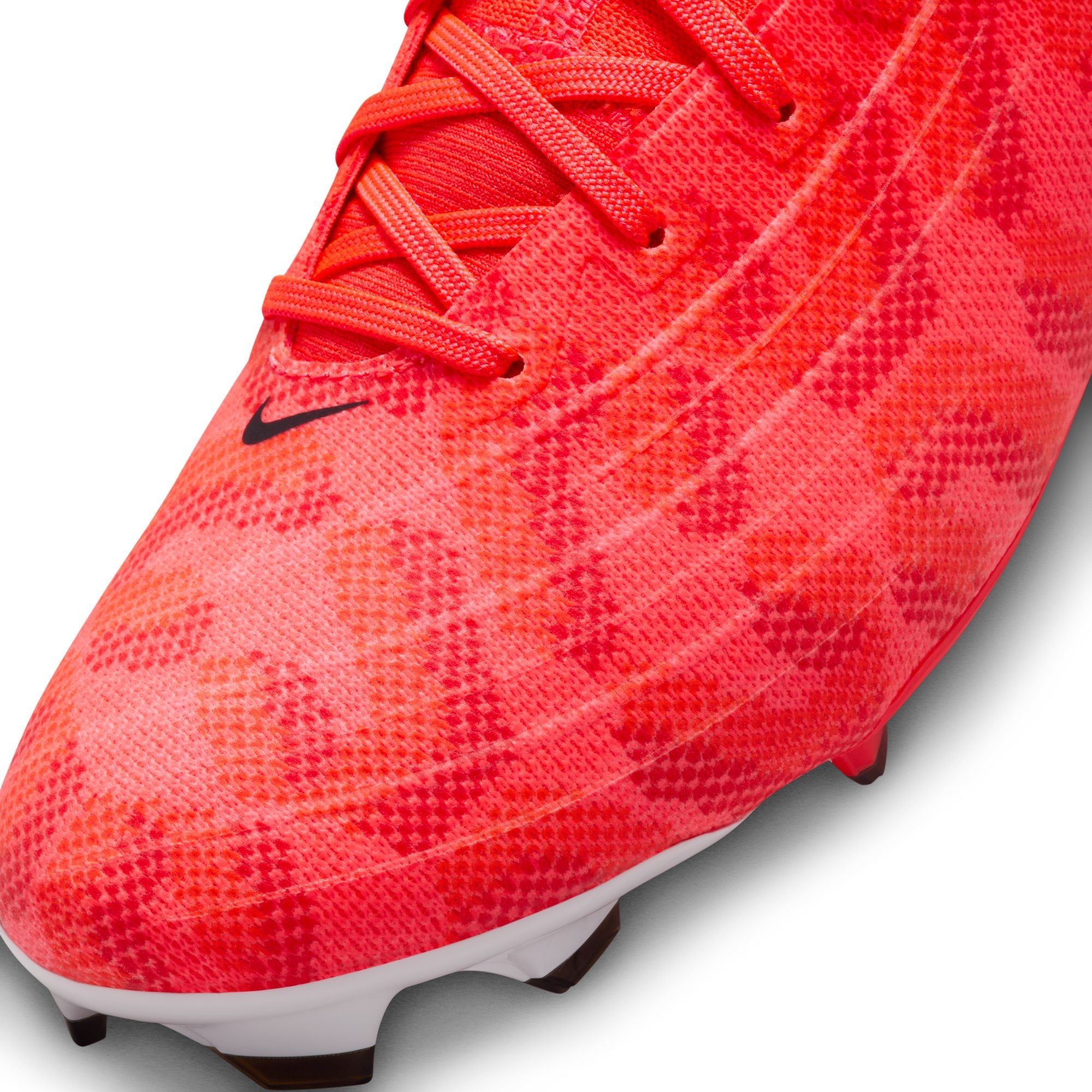 Nike Women's Phantom Luna Firm Ground Cleats