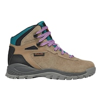 Columbia Women's Newton Ridge Omni-Shield Boots Side_Right