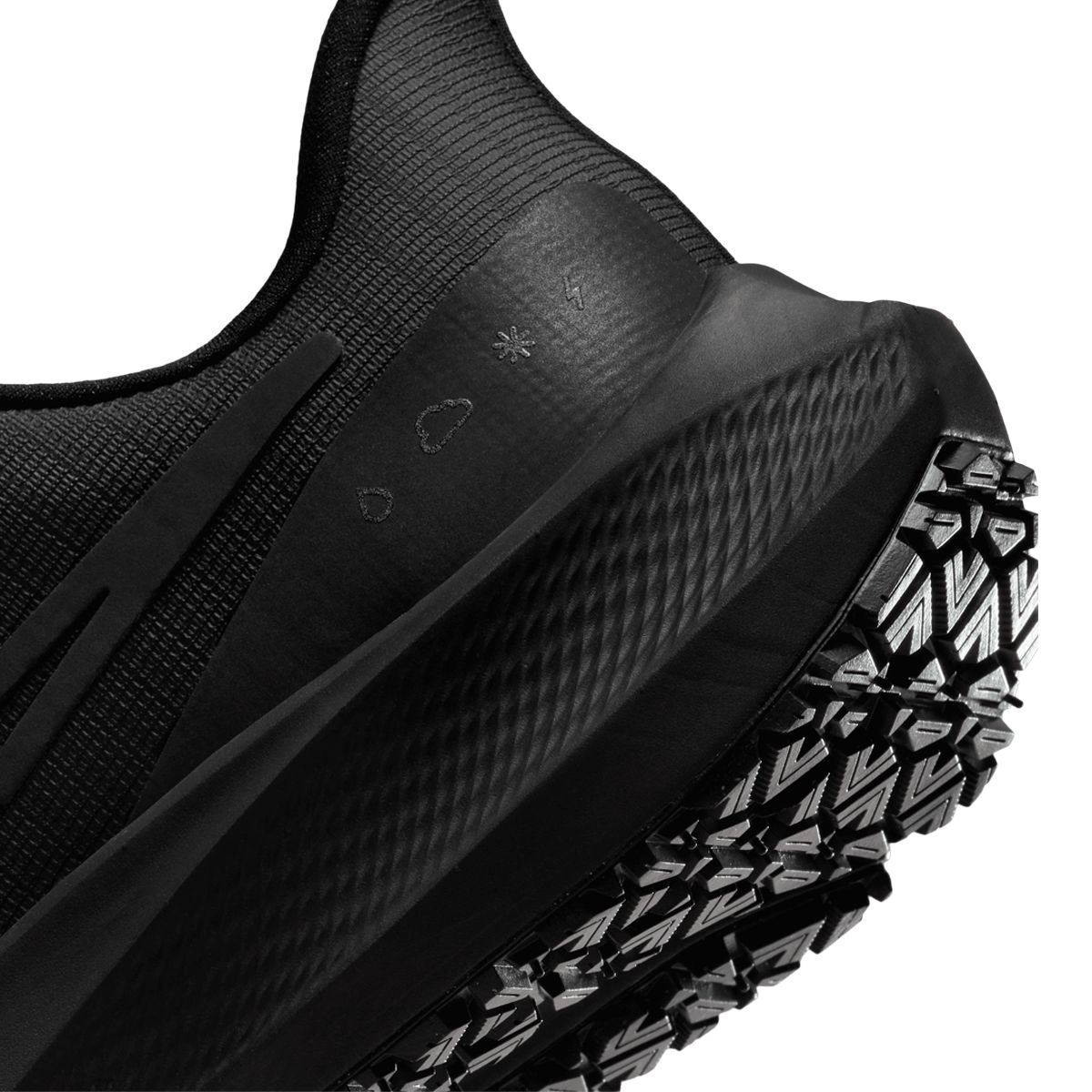 Nike Women's Air Zoom Pegasus 39 Shield Running Shoes