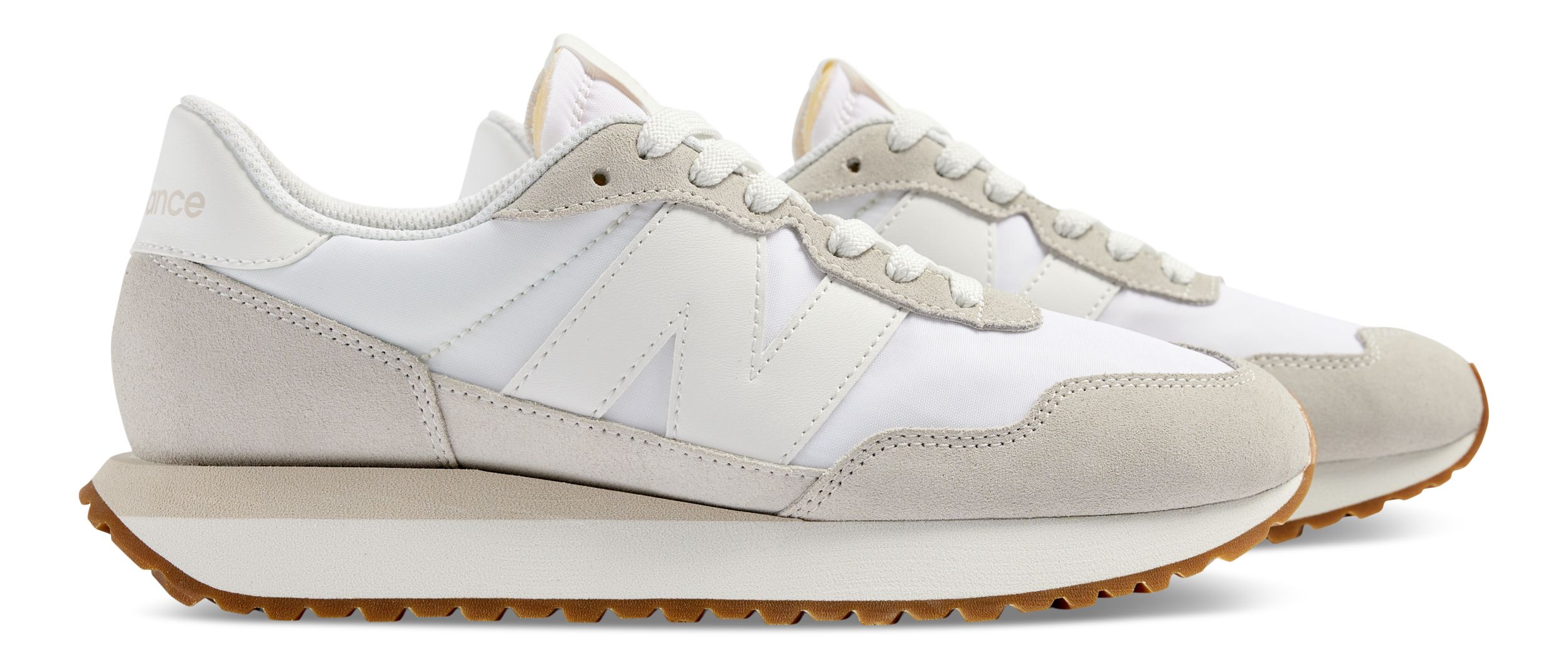 New Balance Women's 237 Shoes