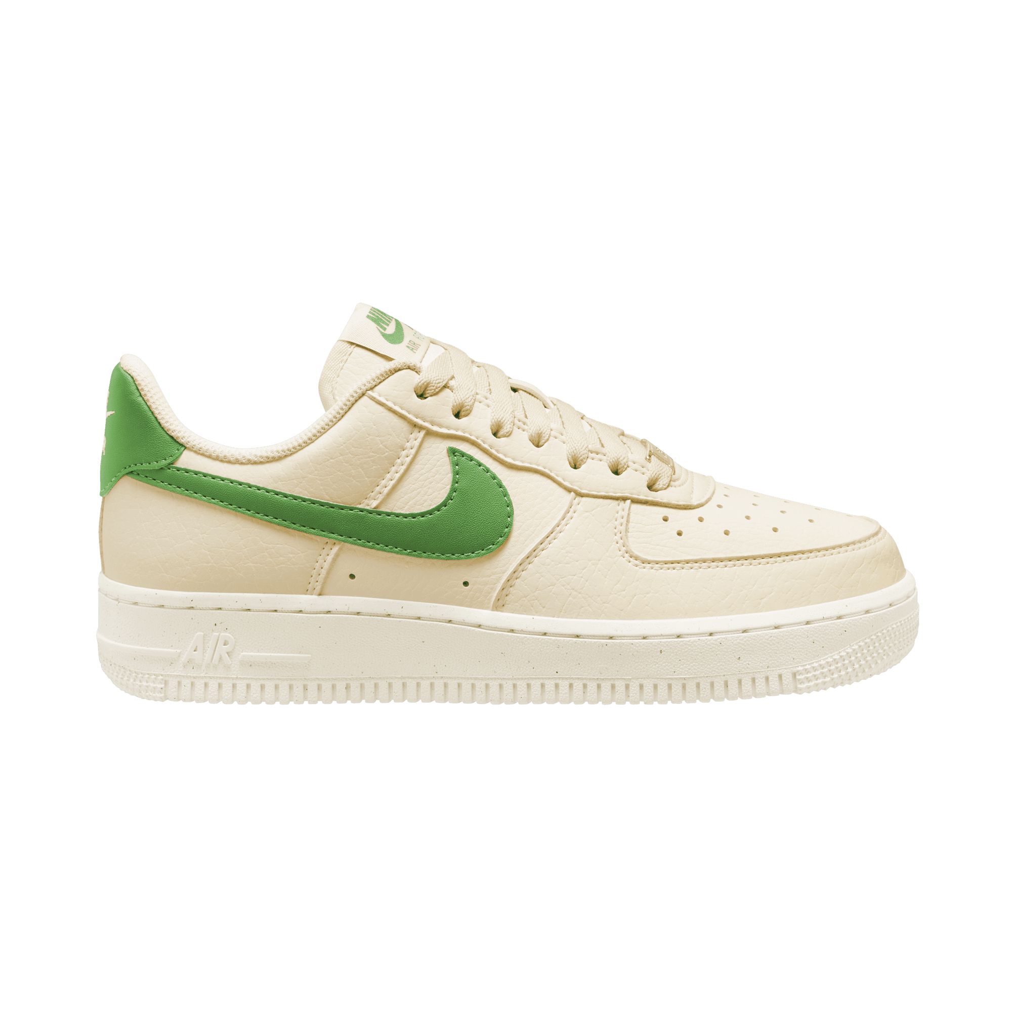 Nike Women's Air Force 1 '07 Next Nature Shoes