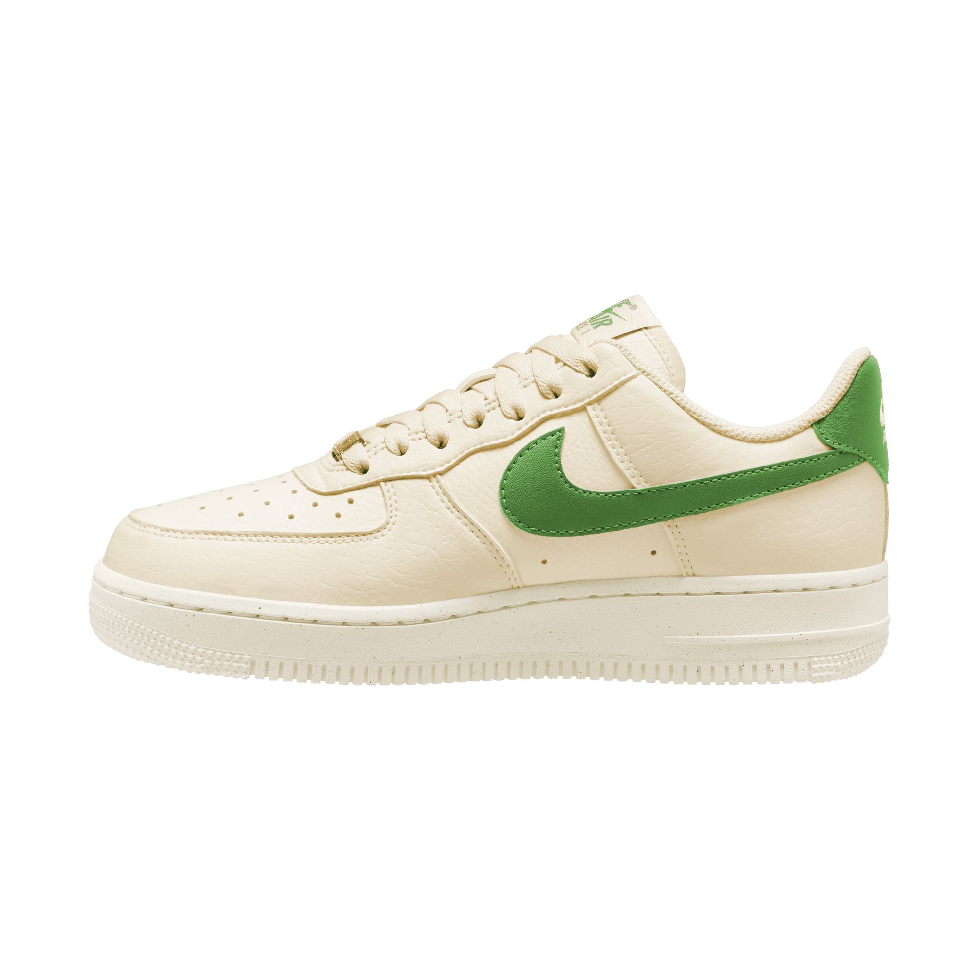 Nike Women's Air Force 1 '07 Next Nature Shoes