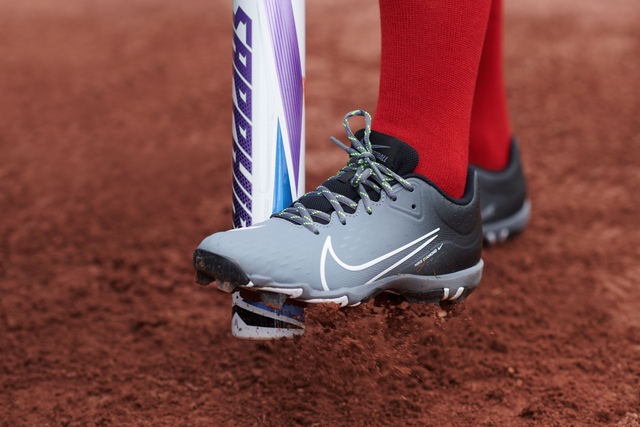 hyperdiamond 2.5 keystone baseball cleats