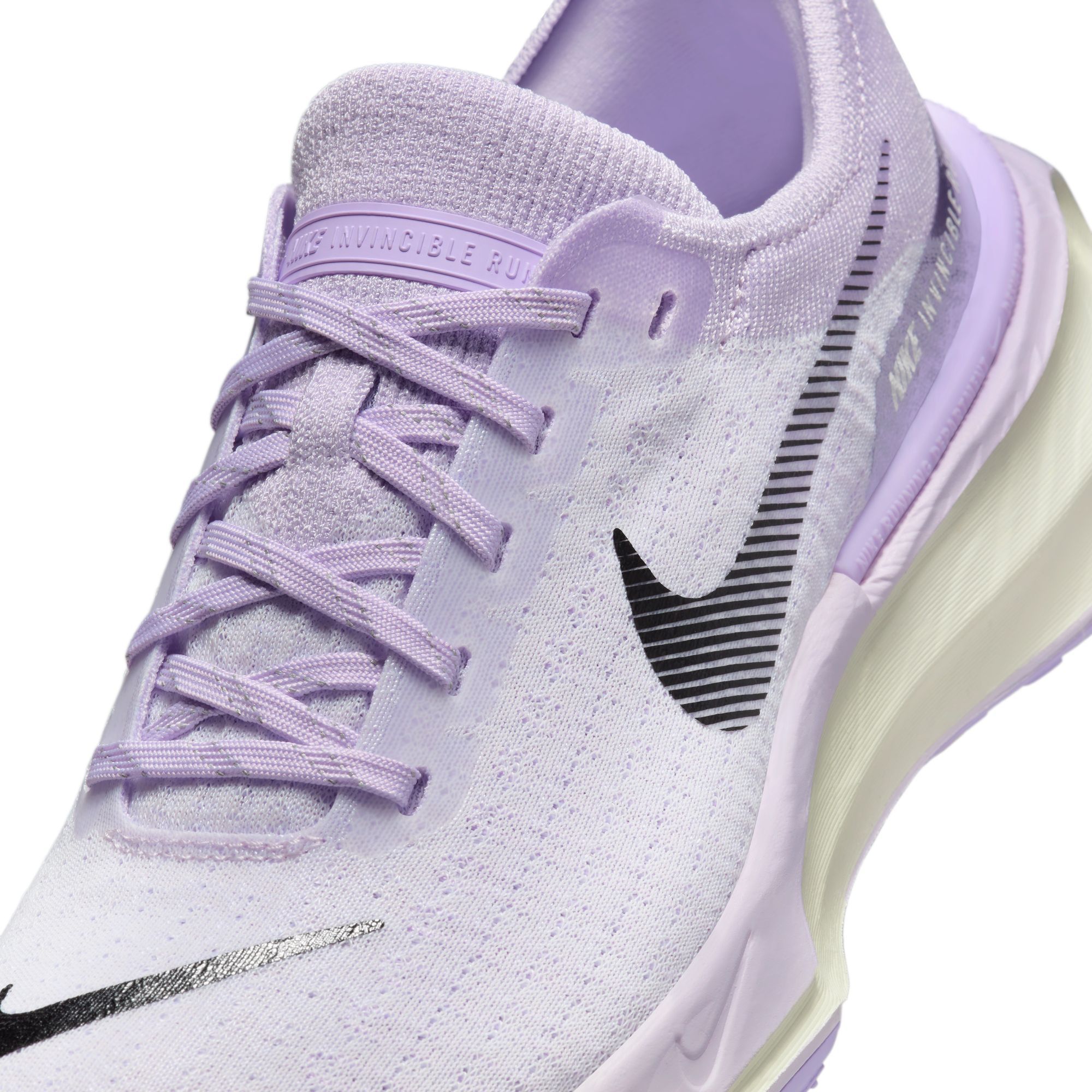 Nike Women's Invincible Run FK3 Running Shoes