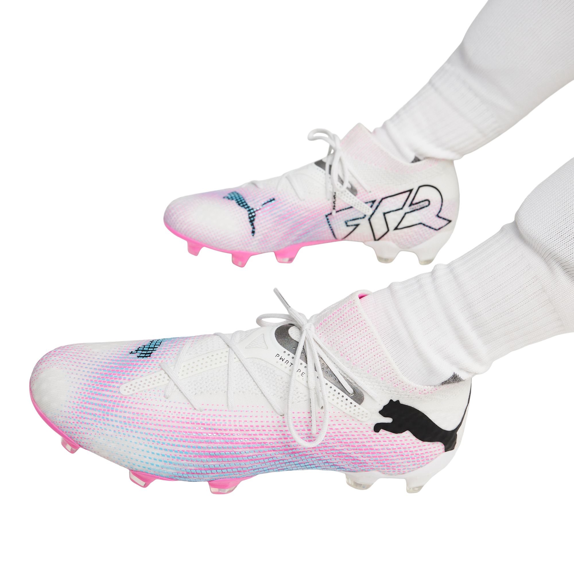 PUMA Women's Future 7 Ultimate Firm Ground Soccer Cleats