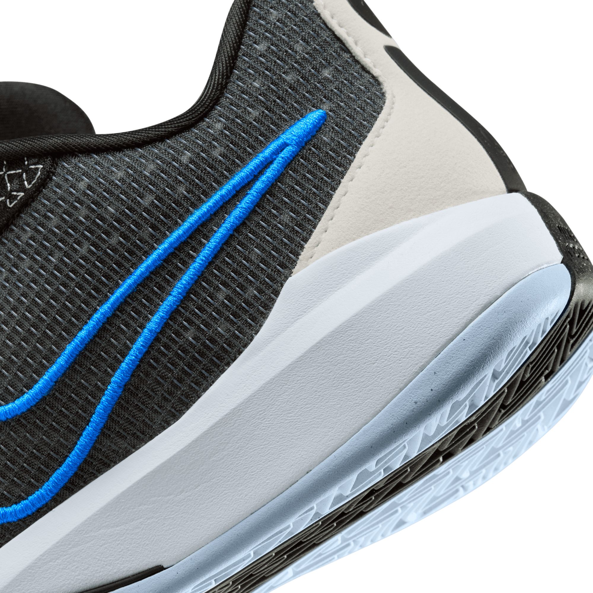 Nike Women's Sabrina 1 Basketball Shoes