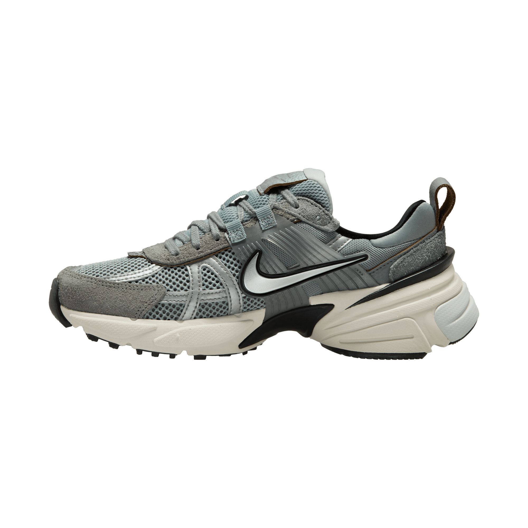 Nike clearance shoes best sale