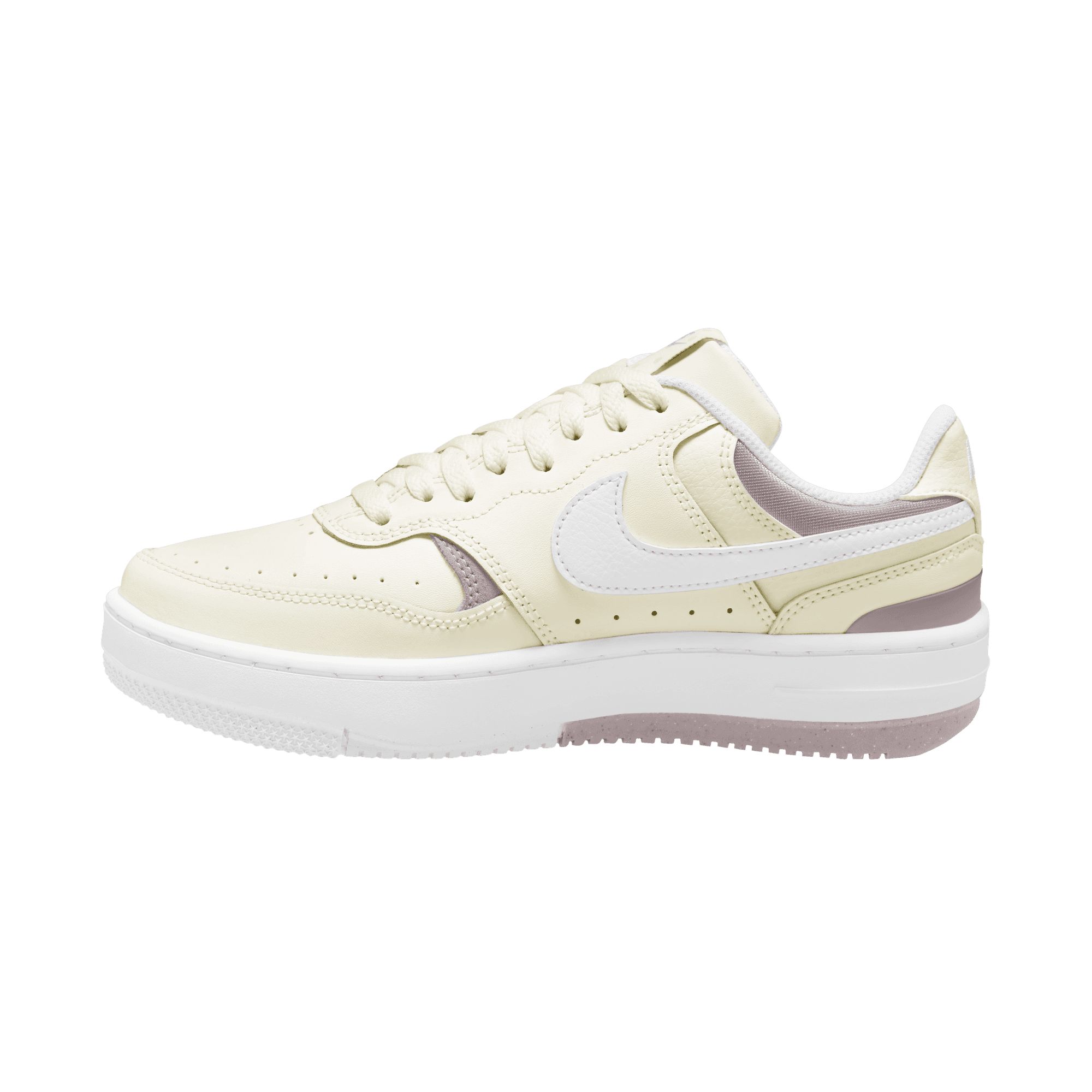 Nike Women's Gamma Force Shoes