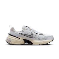 Nike Women's V2K Run Lifestyle Shoes Side_Right