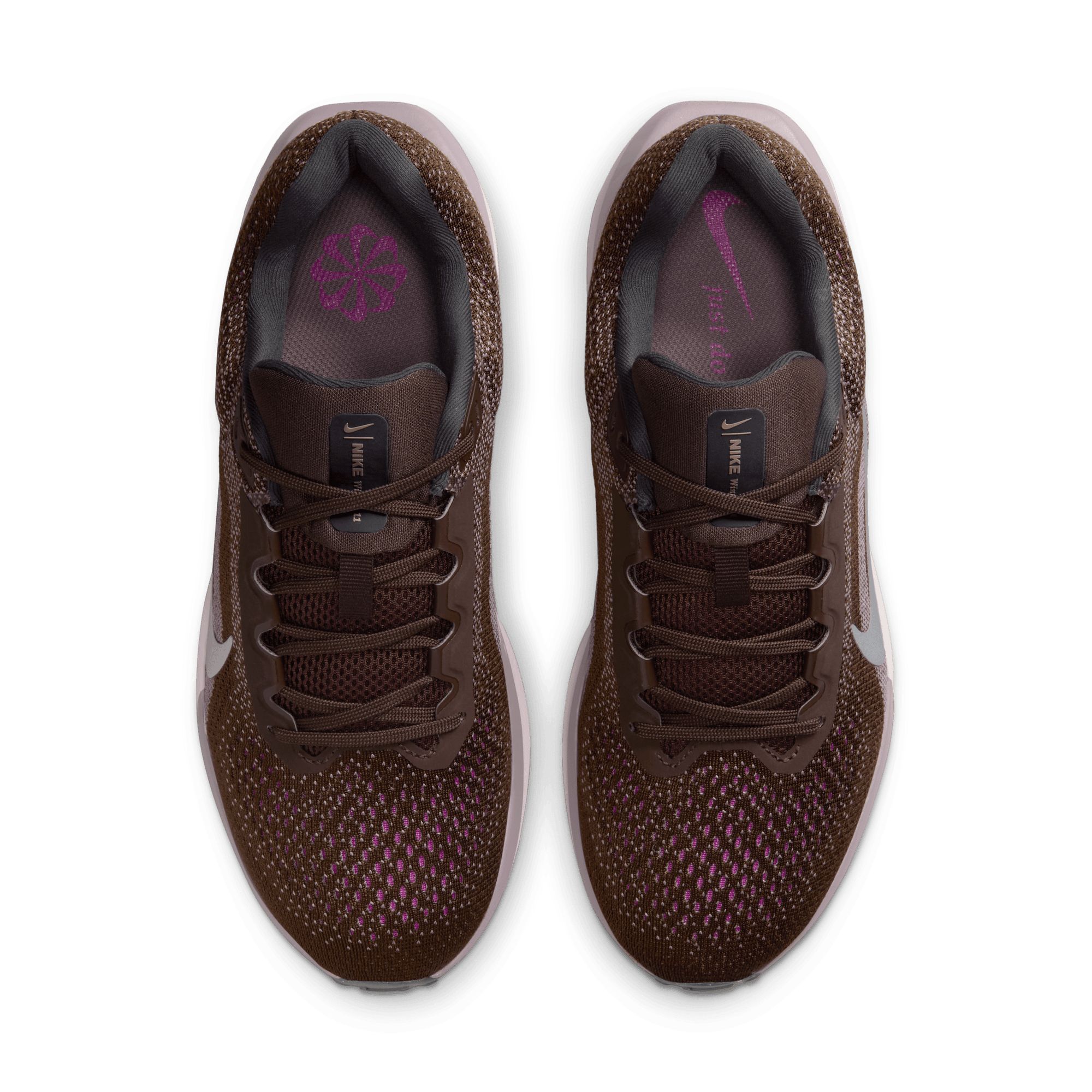 Nike Women's Air Winflo 11 Running Shoes