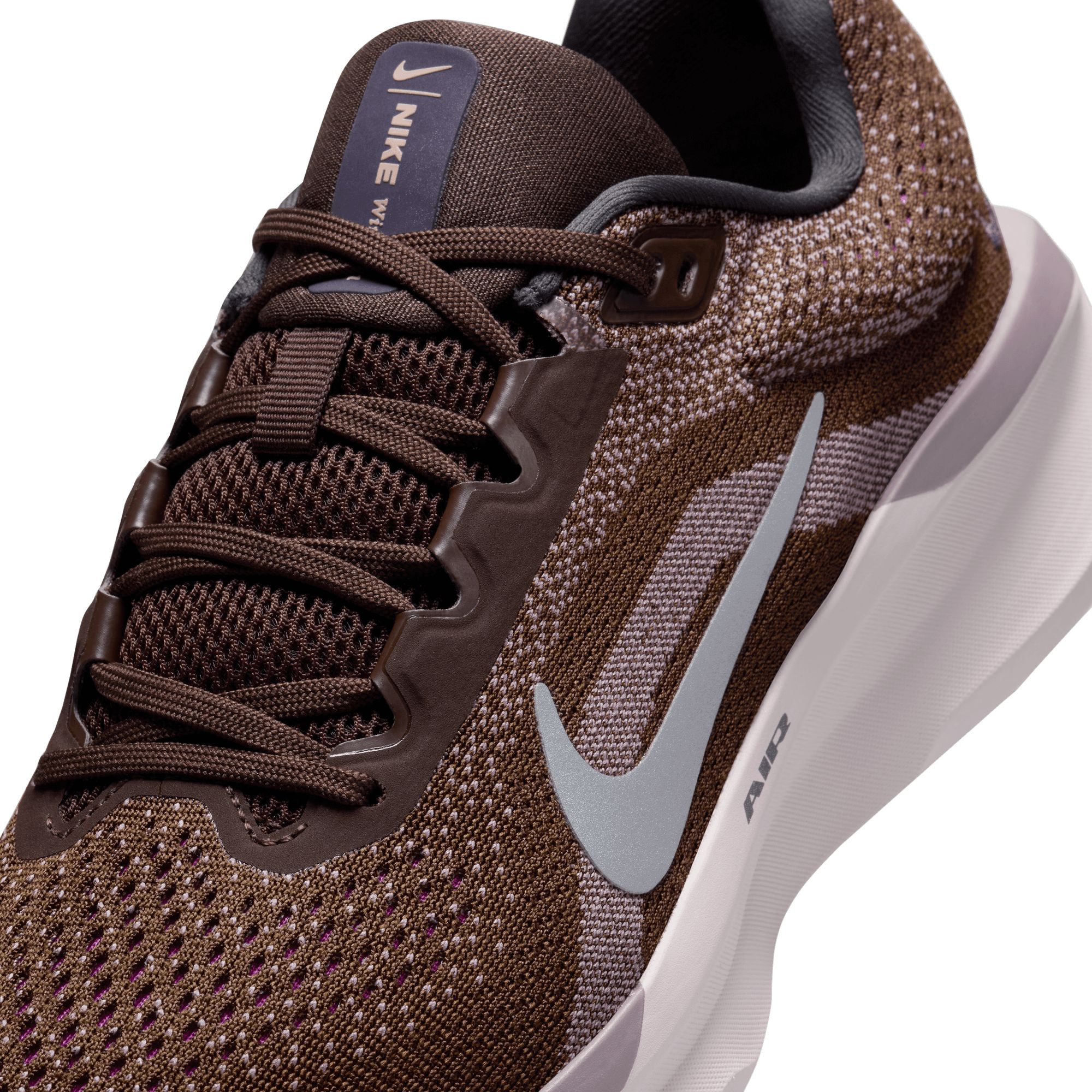 Nike Women's Air Winflo 11 Running Shoes