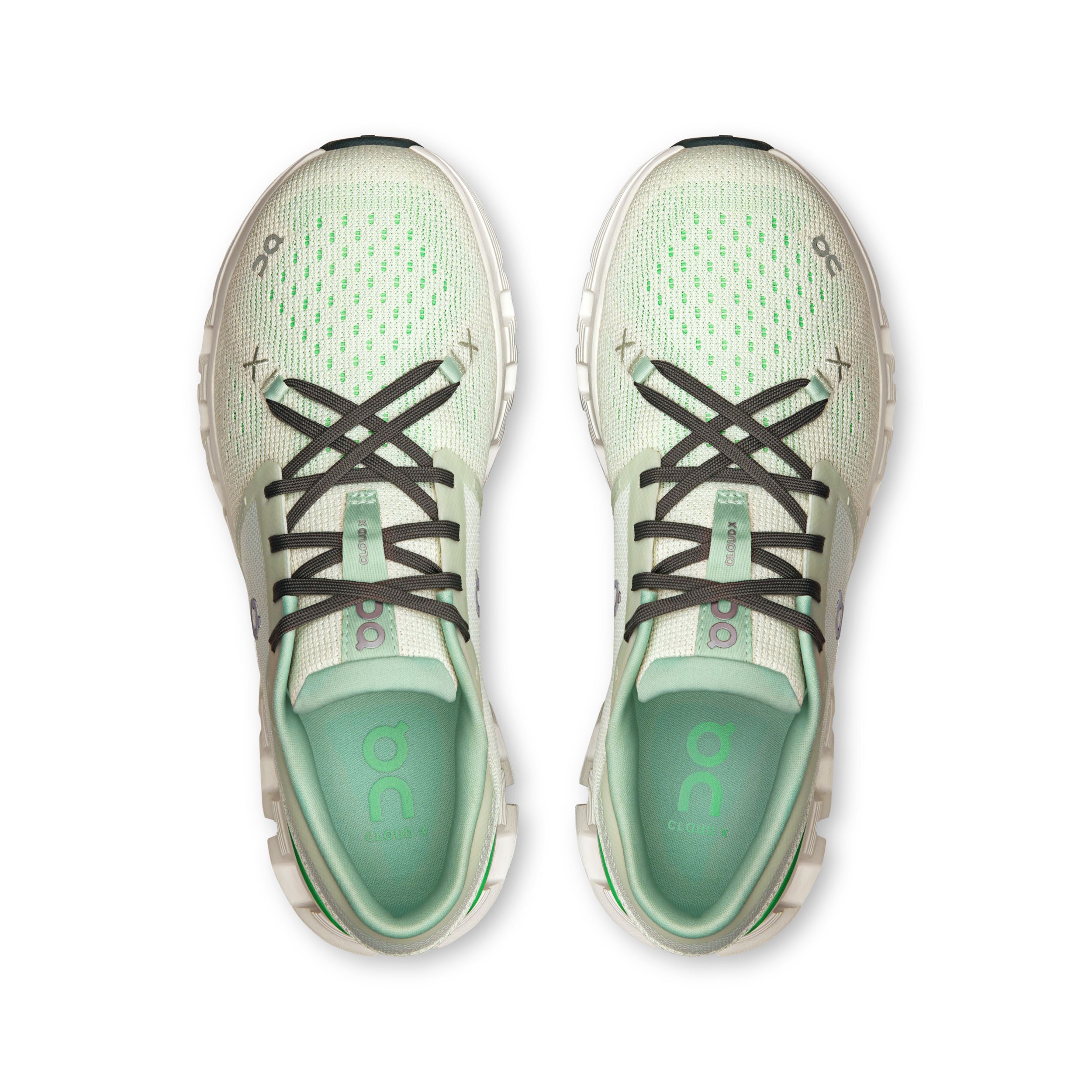 On Women's Cloud X 4 Training Shoes