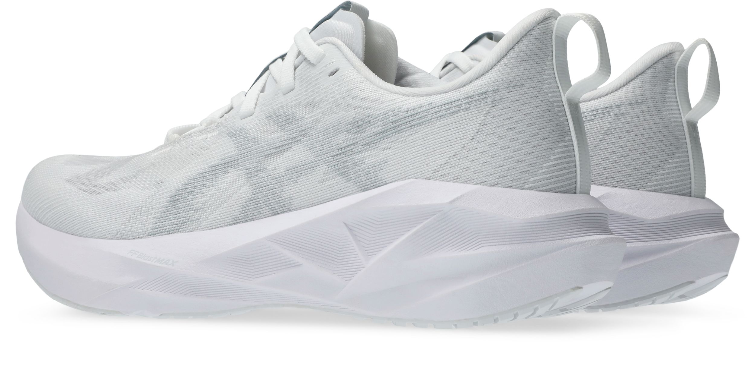 ASICS Women's NOVABLAST 5 Running Shoes