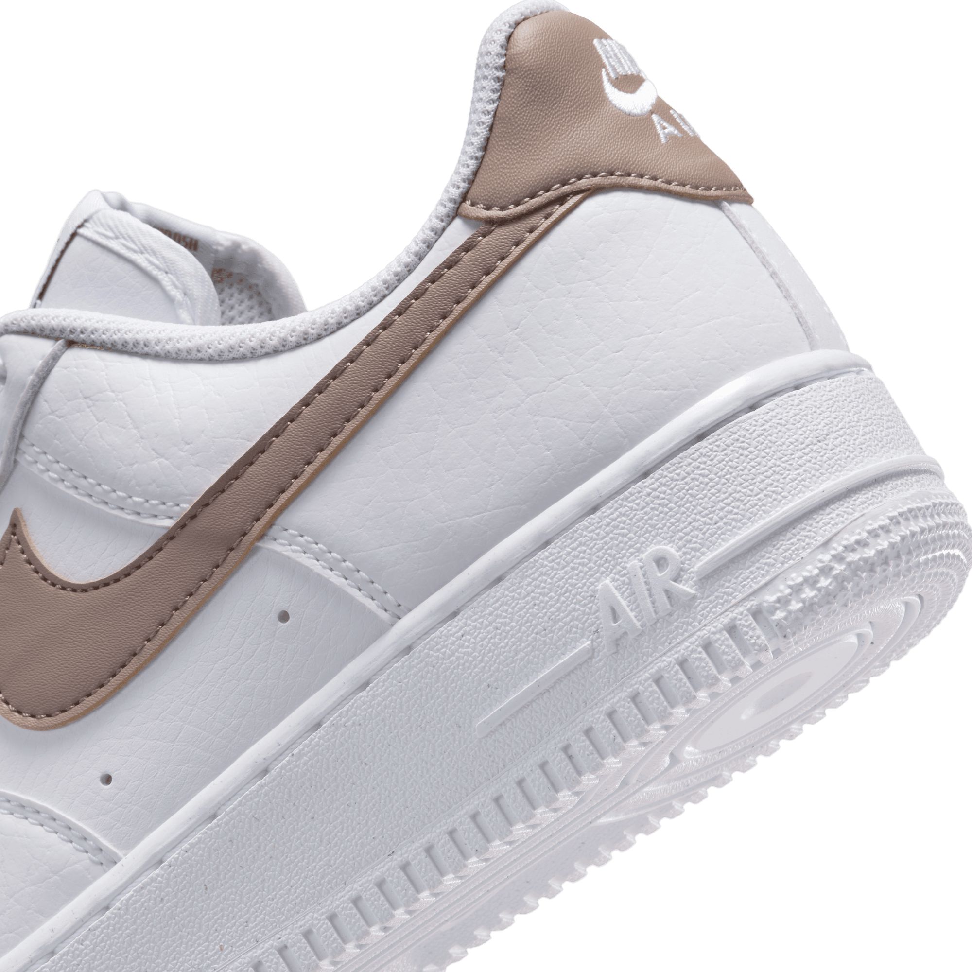 Nike Women's Air Force 1 '07 Shoes