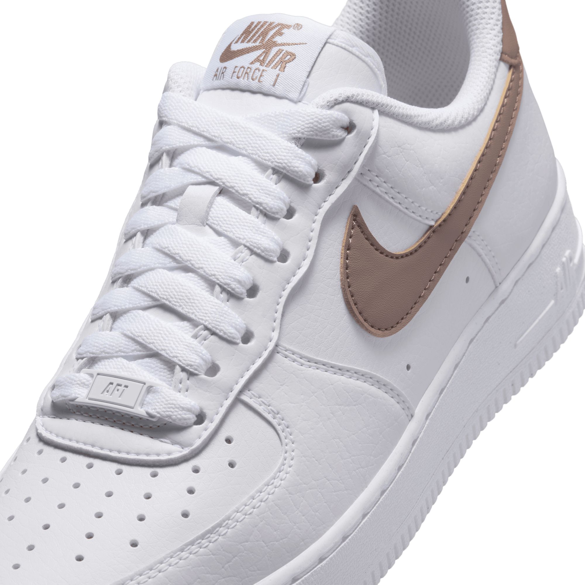 Nike Women's Air Force 1 '07 Shoes