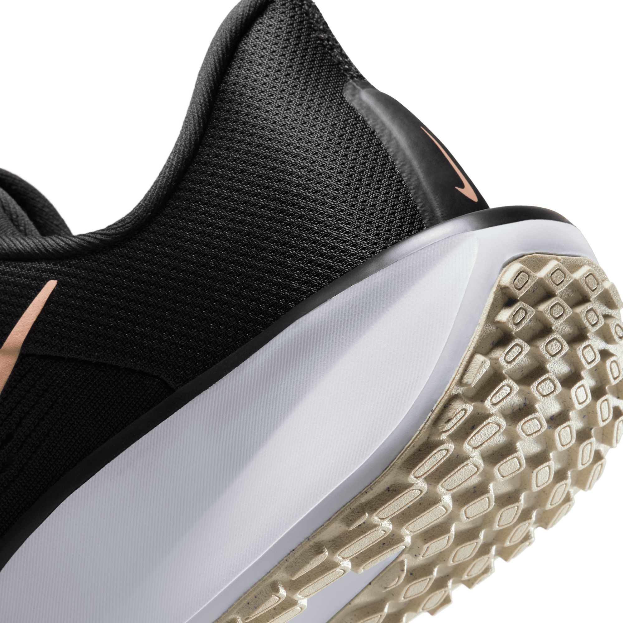 nike women's quest review