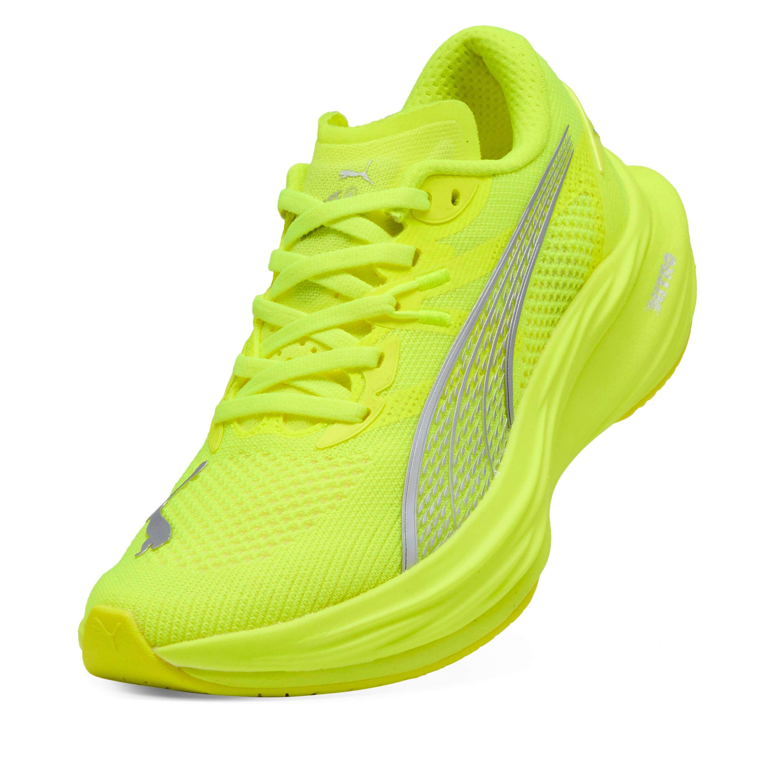 PUMA Women's Deviate Nitro 3 Running Shoes