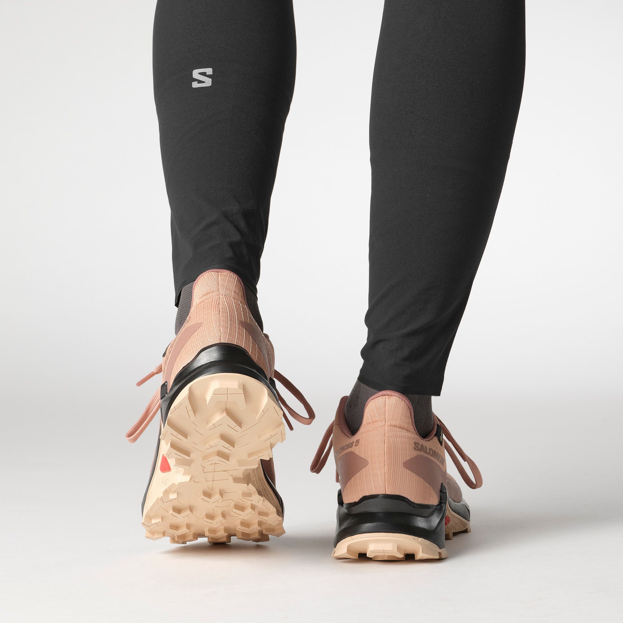 Salomon Women's ALPHACROSS 5 Running Shoes