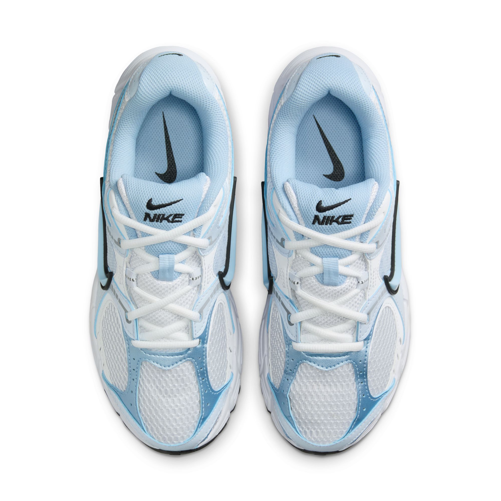 Nike Women's V5 RNR Shoes