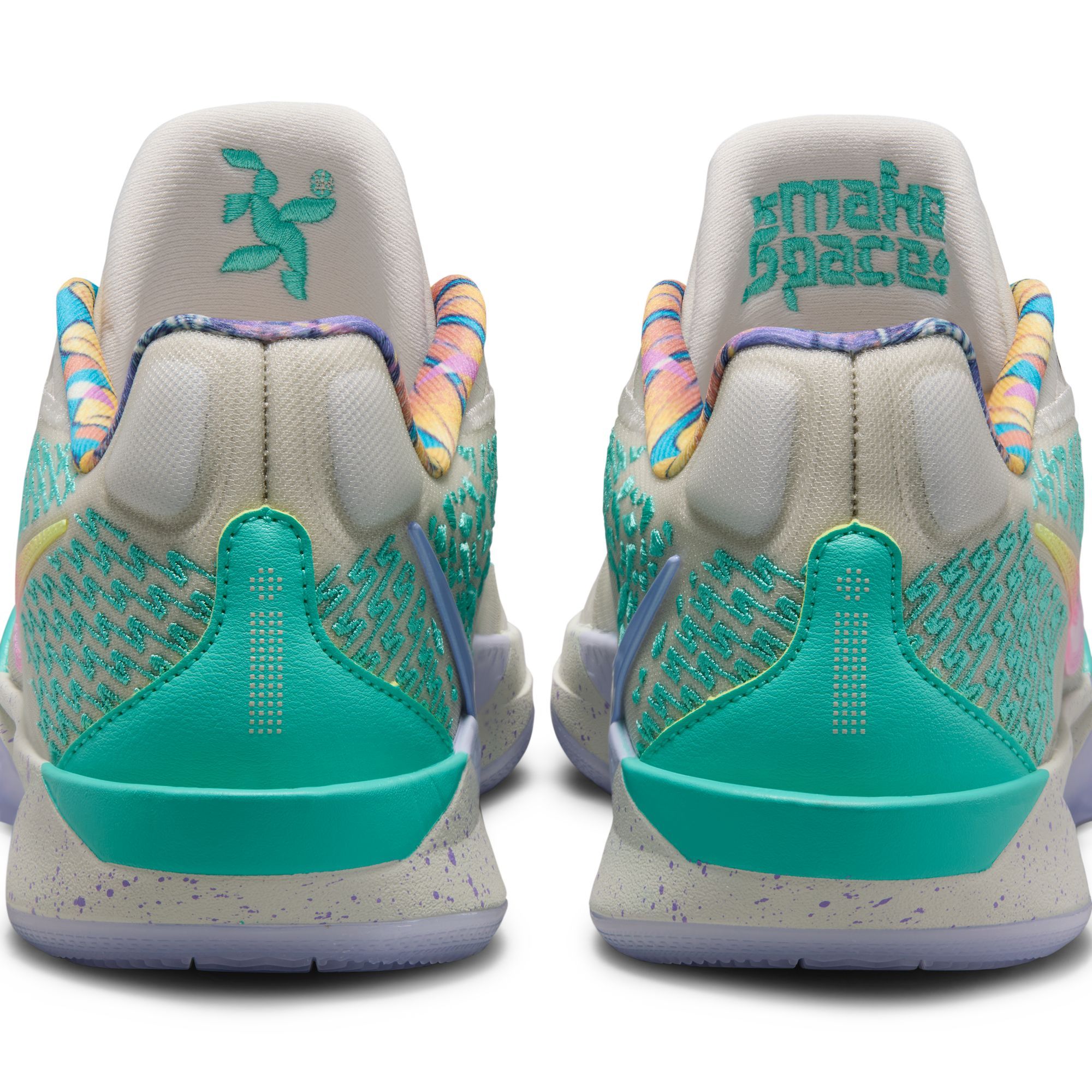 Nike Women's Sabrina 2 Basketball Shoes