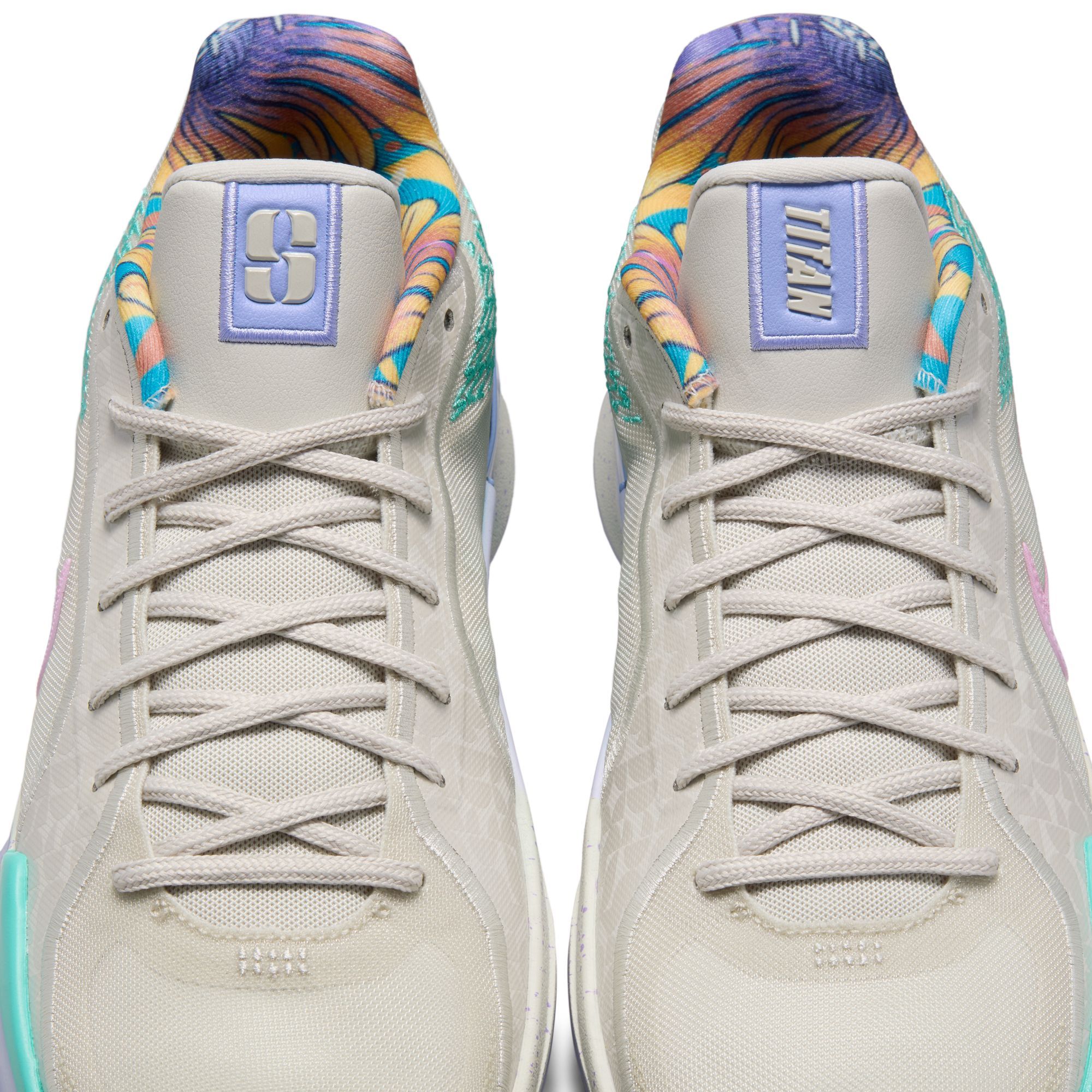 Nike Women's Sabrina 2 Basketball Shoes