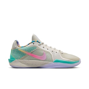Nike Women's Sabrina 2 Basketball Shoes