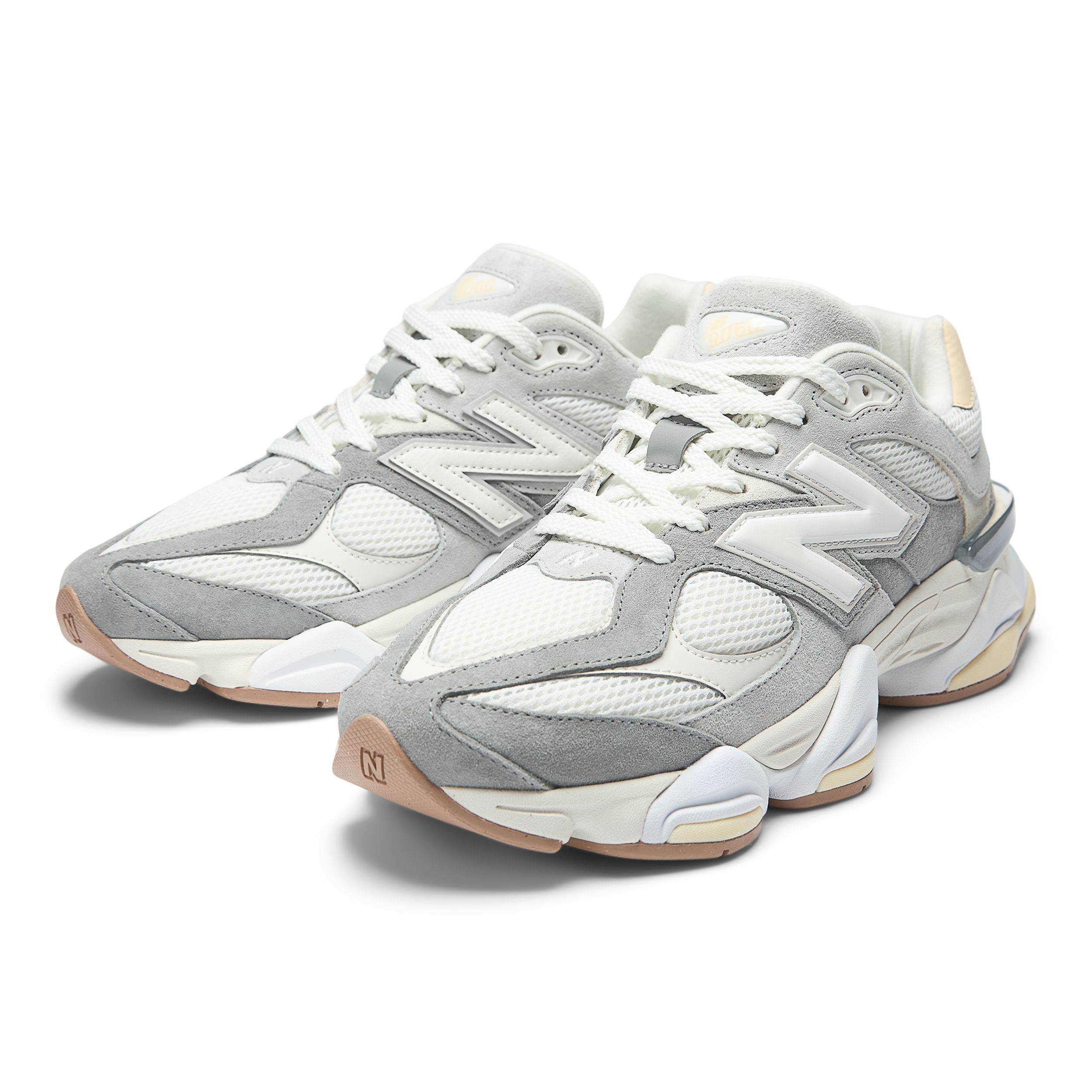 New Balance Unisex 9060 Shoes