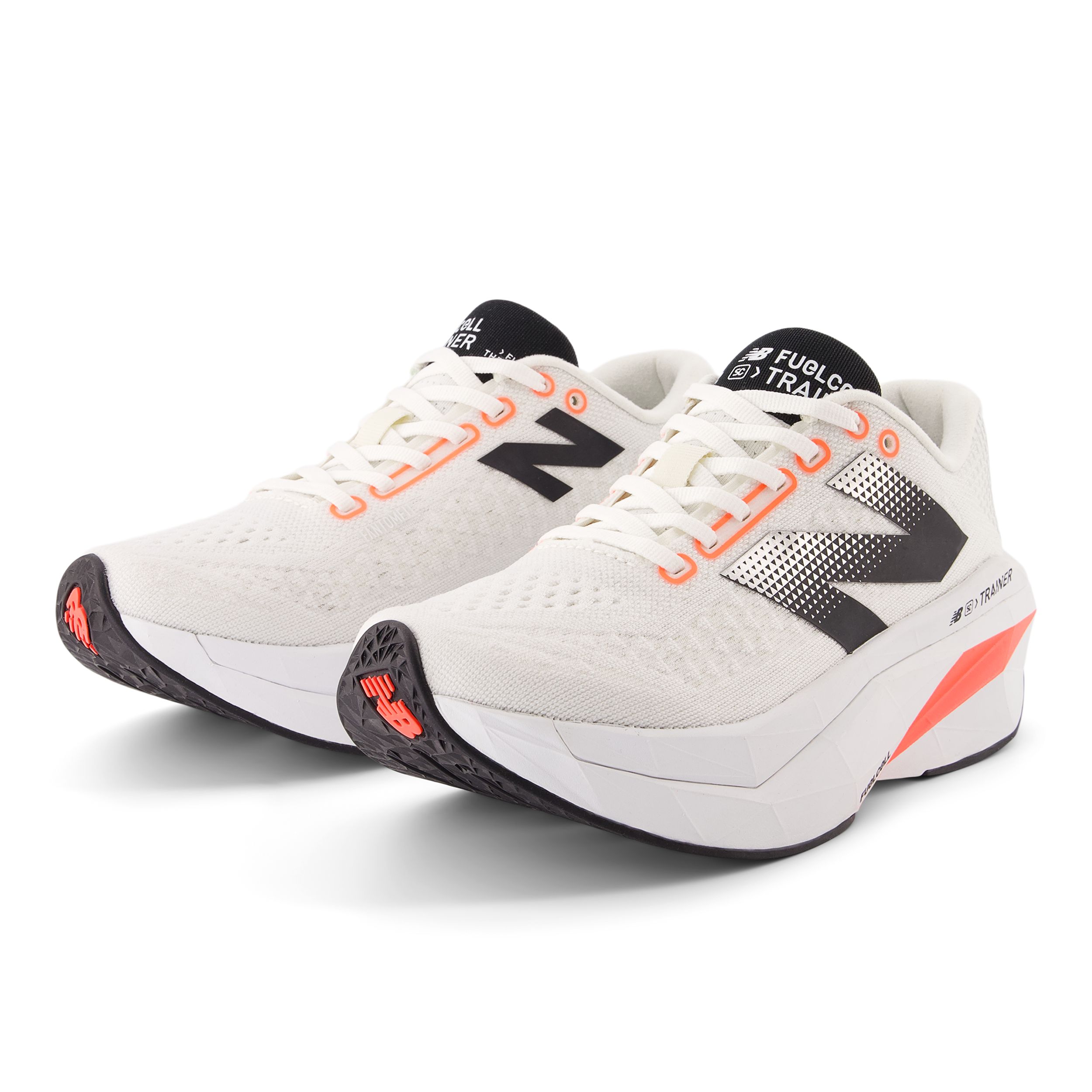 New Balance Women's SuperComp Trainer v3  Running Shoes