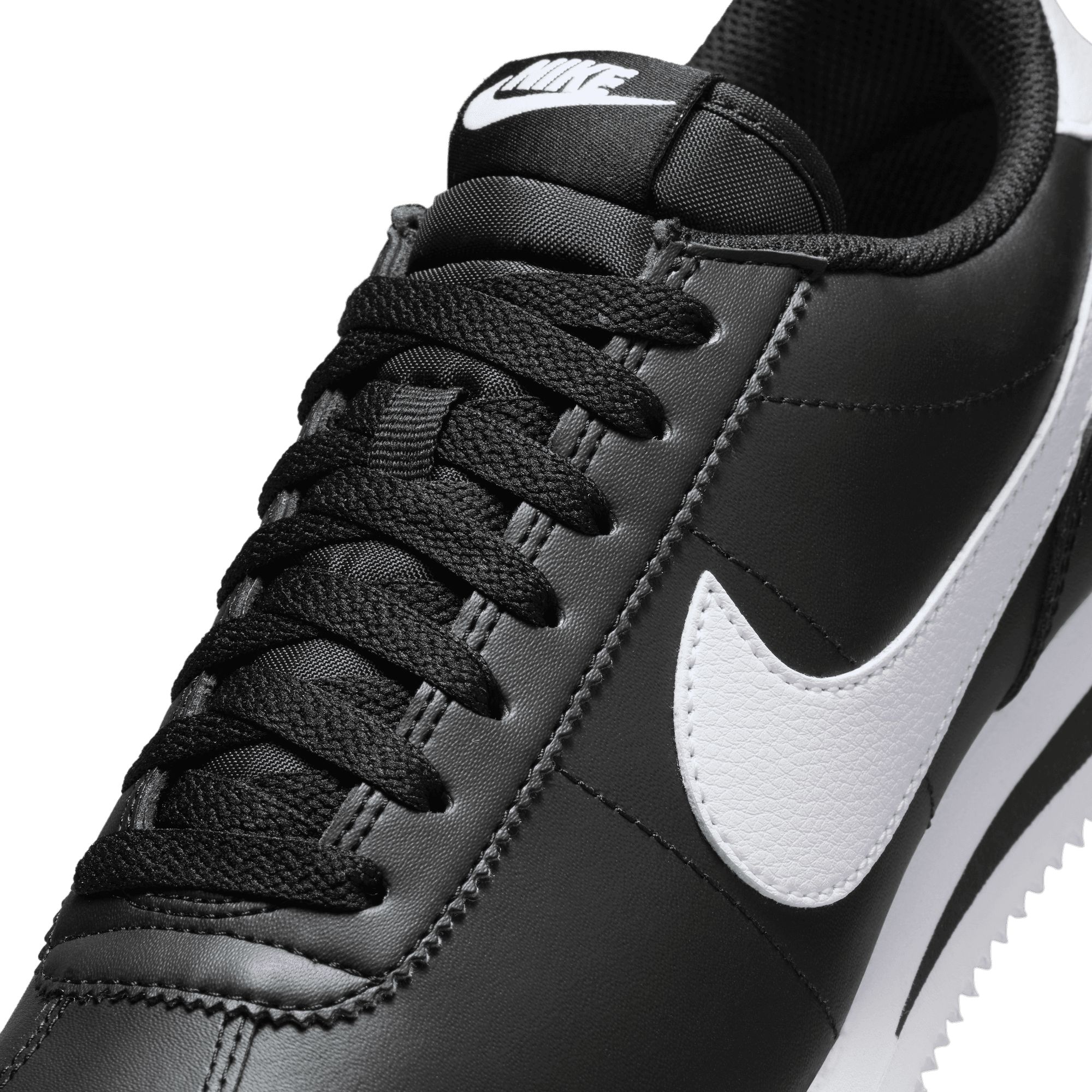 women's shoe nike classic cortez