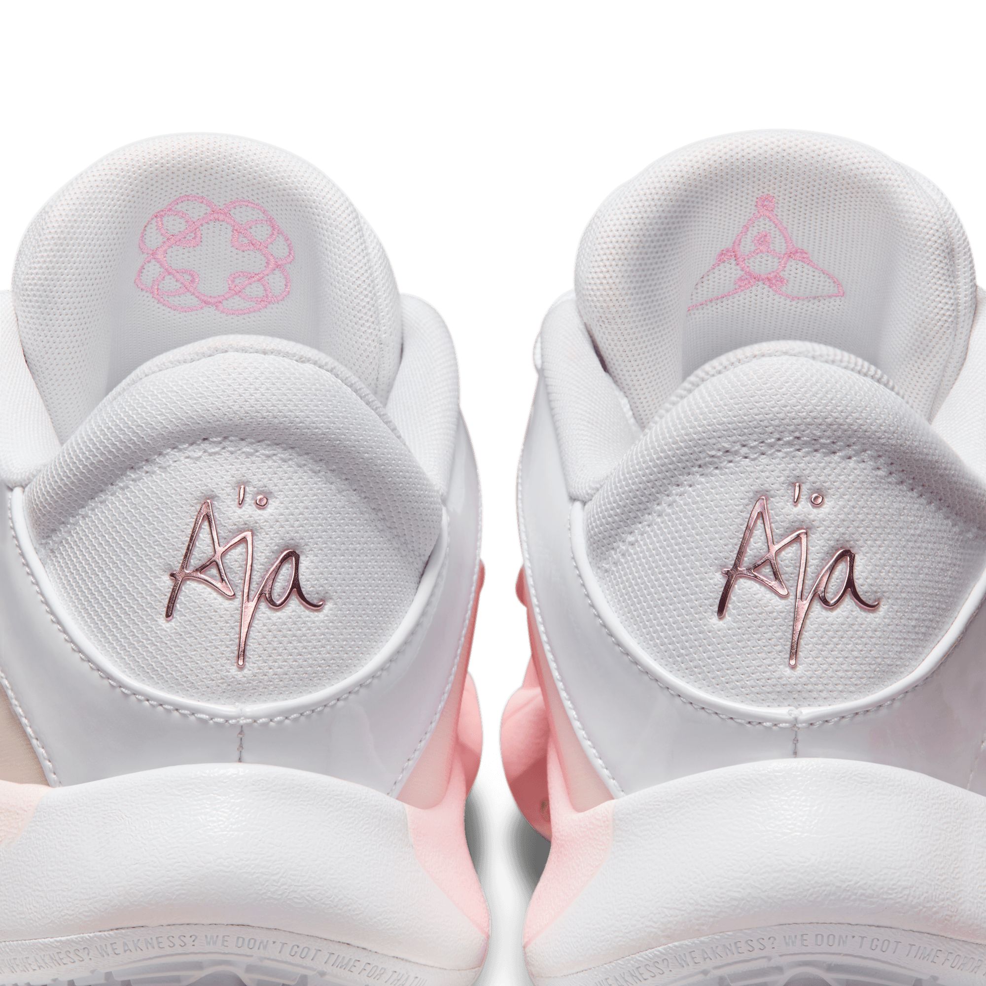 Nike Women's Aja 1 Basketball Shoes