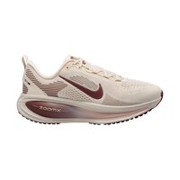 Nike Women's Vomero 18 Running Shoes