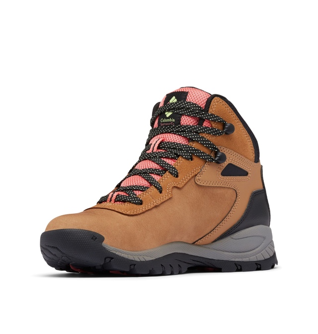 Columbia Women's Newton Ridge™ BC New Born Hiking Shoes