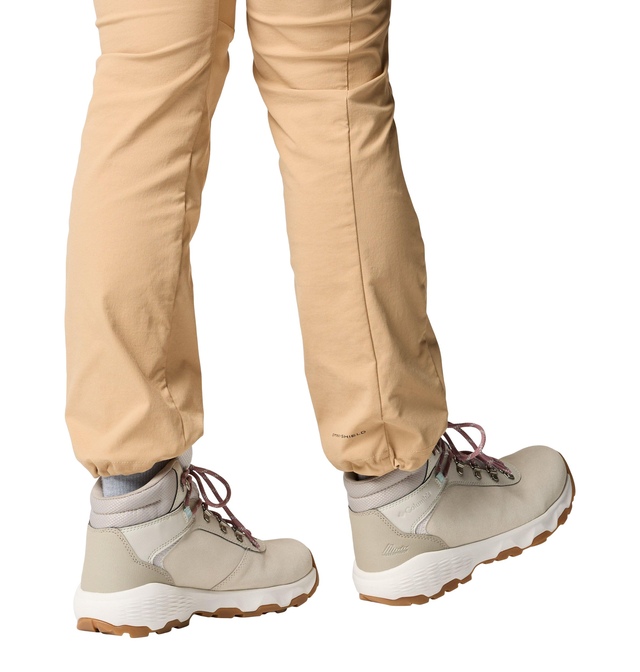 Columbia Women's Newton Wander Trail Shoes