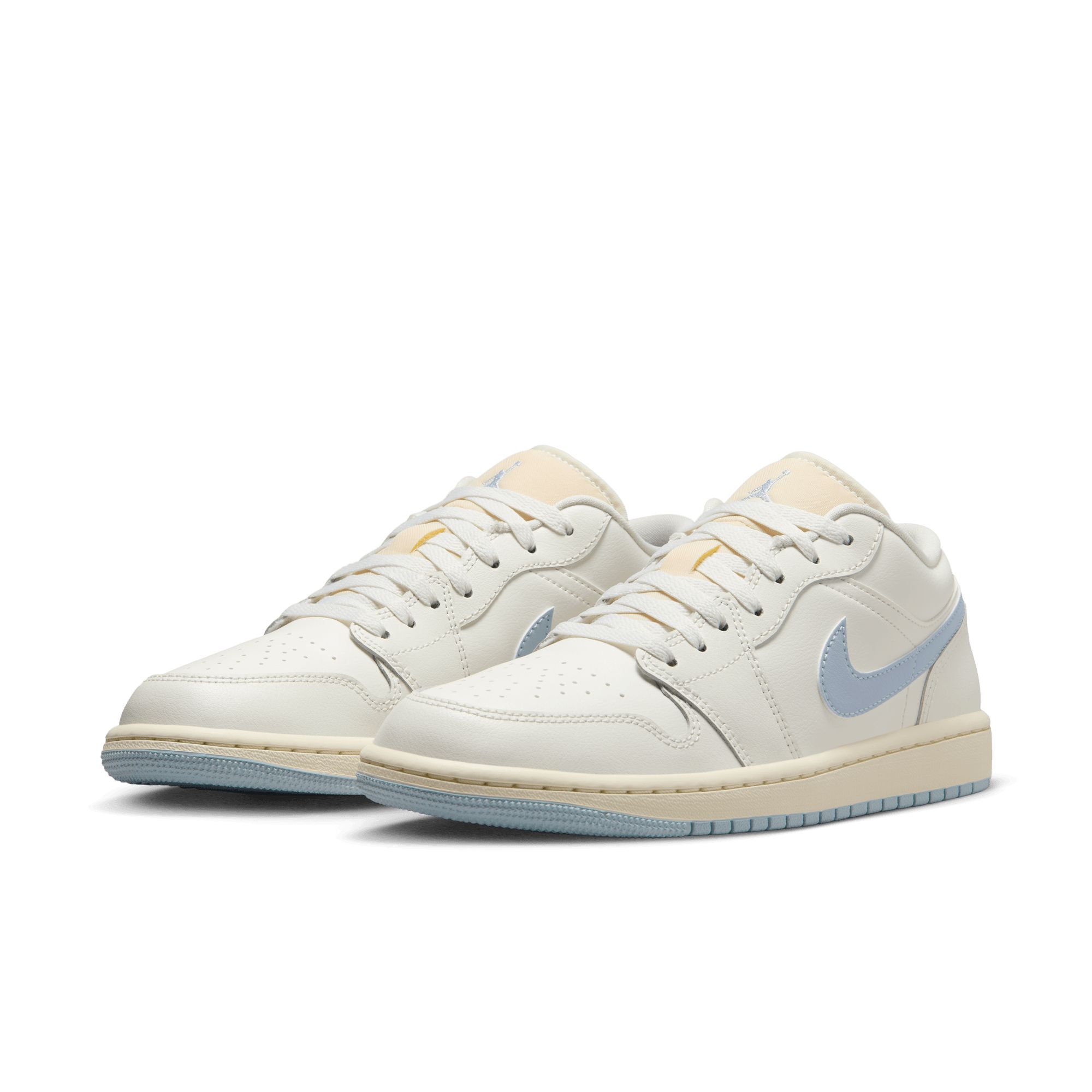 Nike Women's Air Jordan 1 Low Basketball Shoes