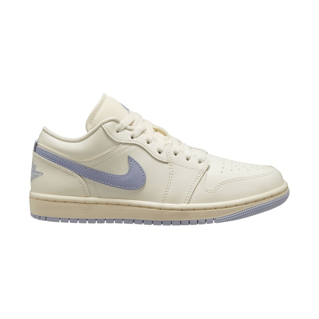 Nike Women's Air Jordan 1 Low Basketball Shoes