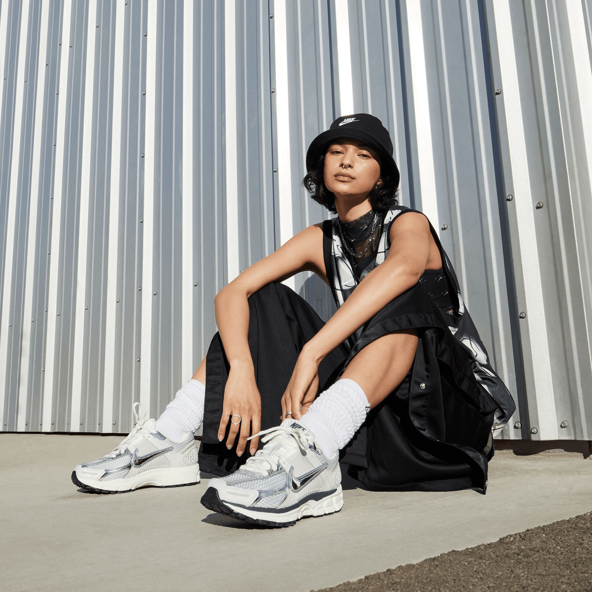 Nike Women's Zoom Vomero 5 Running Shoes